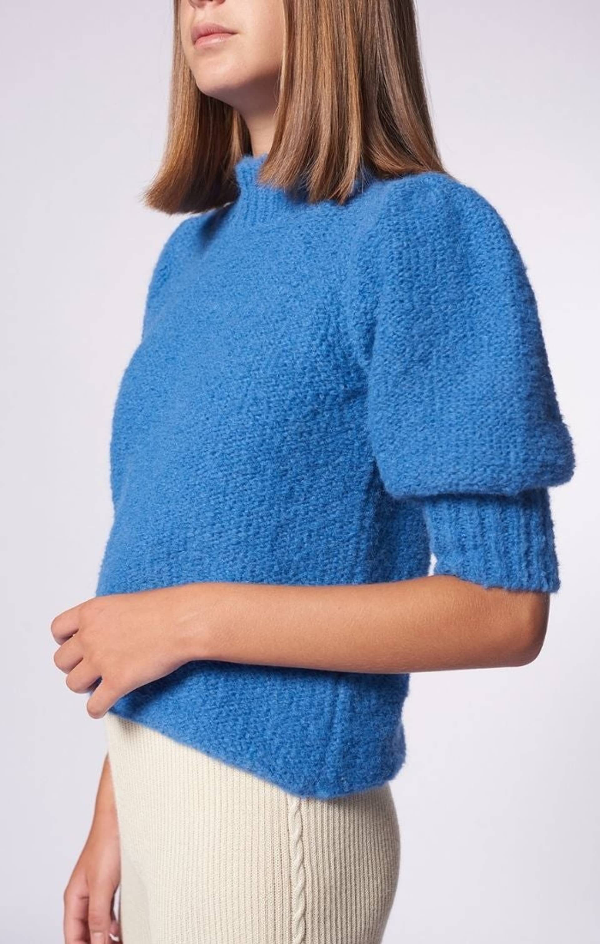 TAK top in Blue made by AYNI