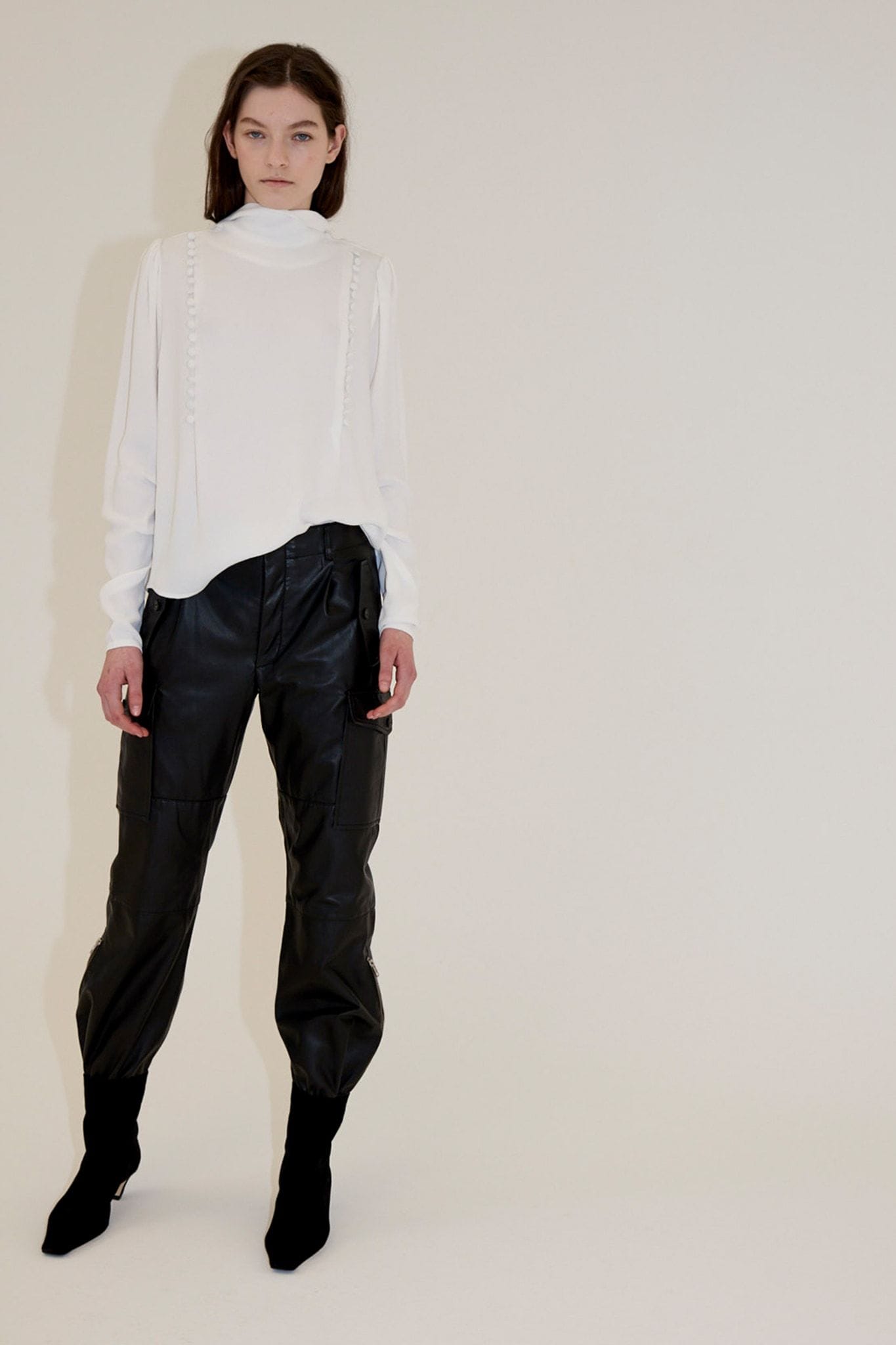 Leica Blouse - Off-white made by HERSKIND