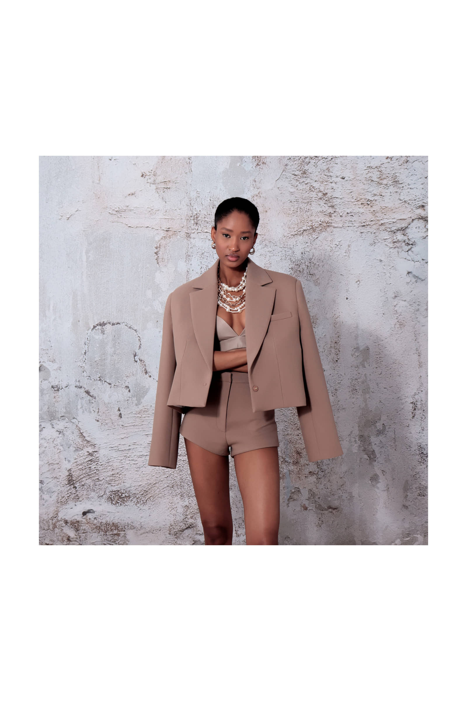 Blazer Amanda Classic Beige made by HALEWSKI