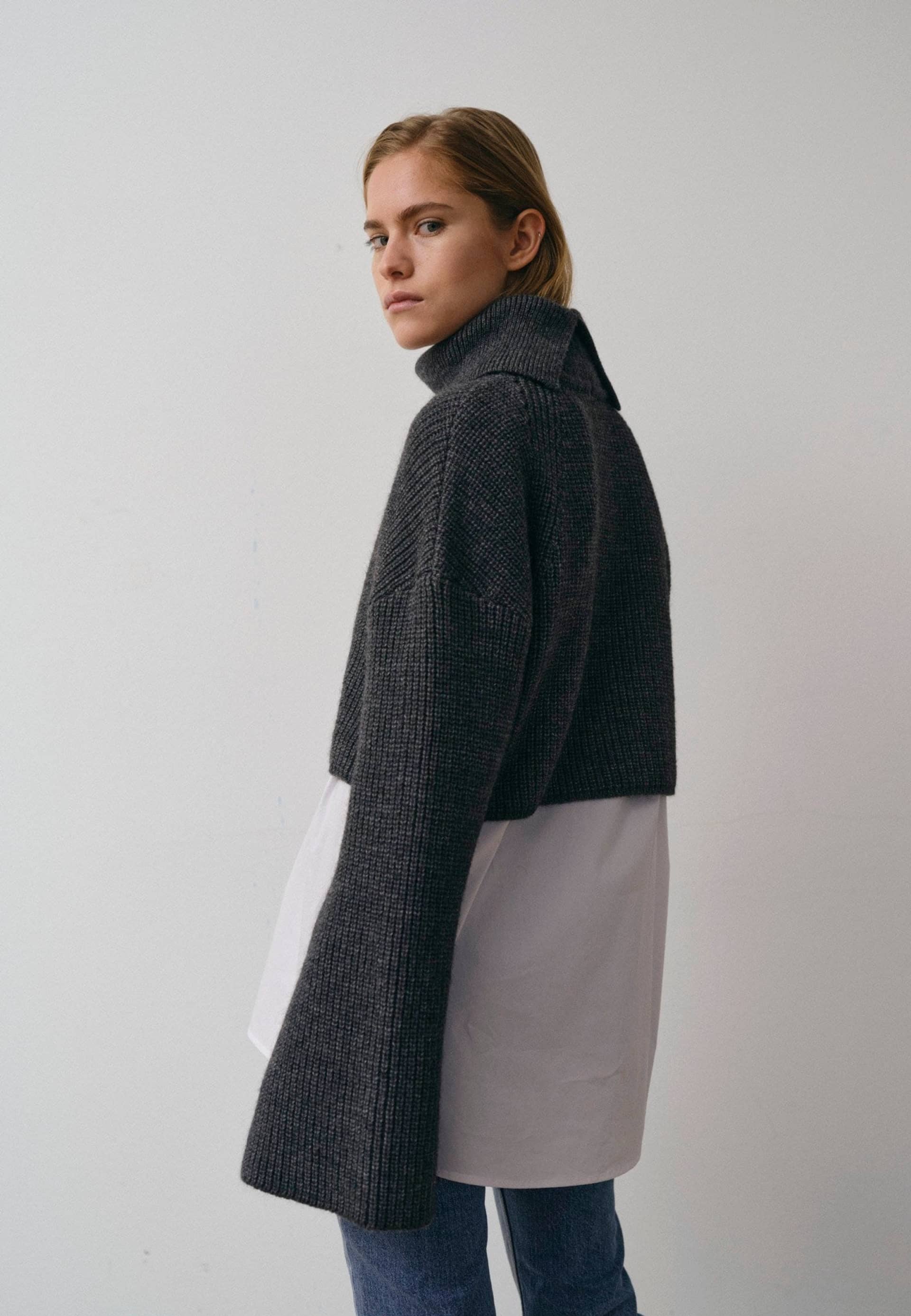 Aimee Knit Turtleneck - Dark Grey made by HERSKIND