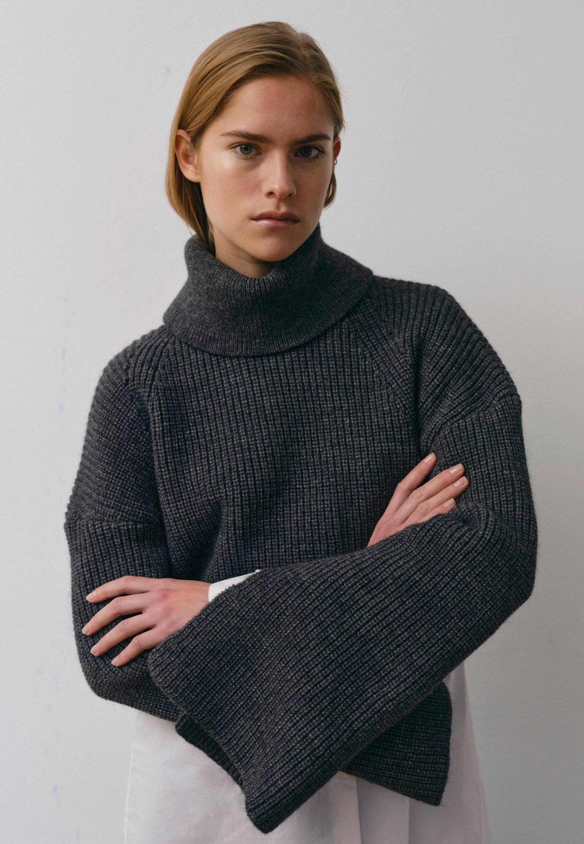 Aimee Knit Turtleneck - Dark Grey made by HERSKIND