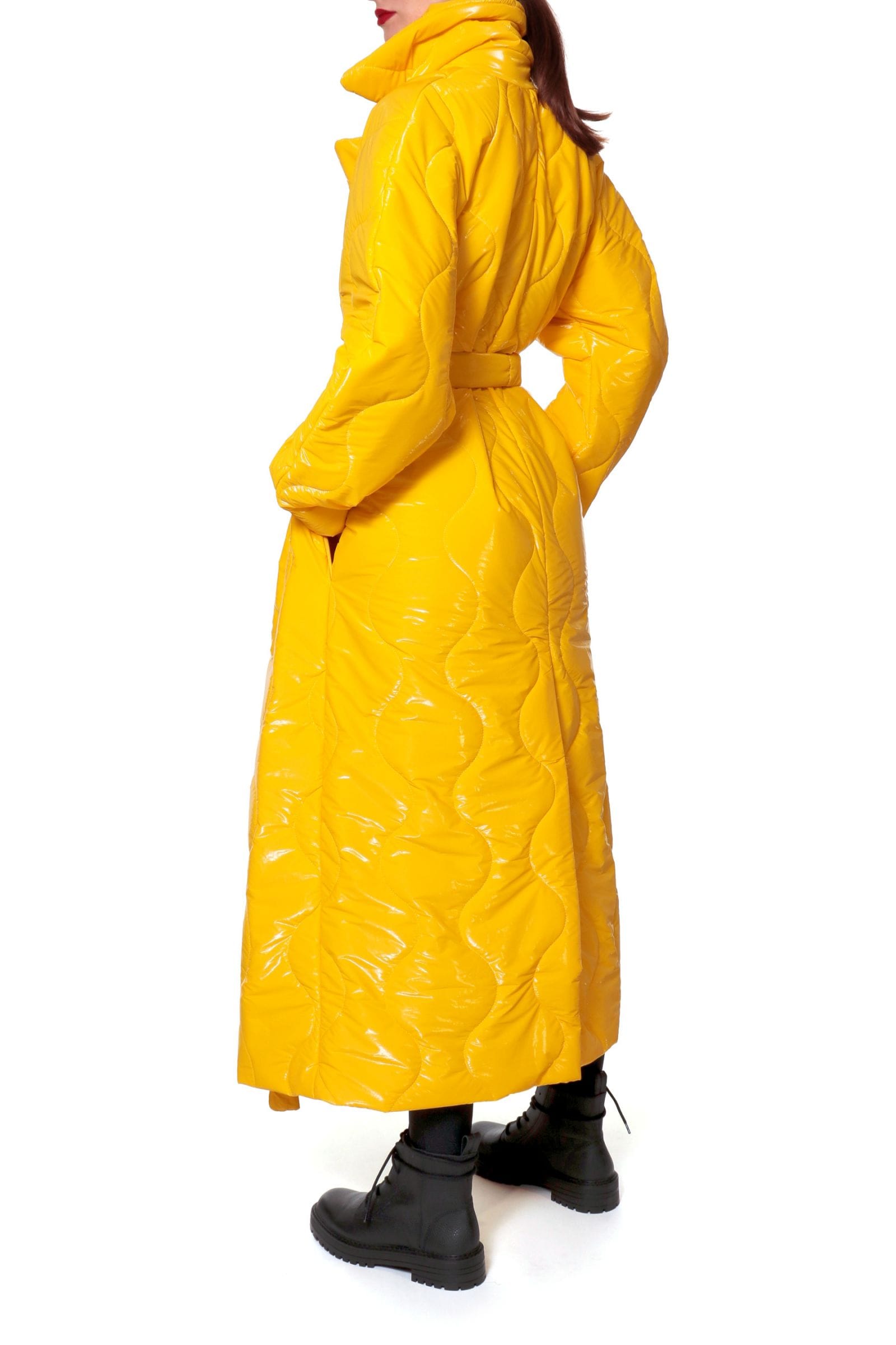 Coat Harlow Super Yellow in Yellow made by HALEWSKI