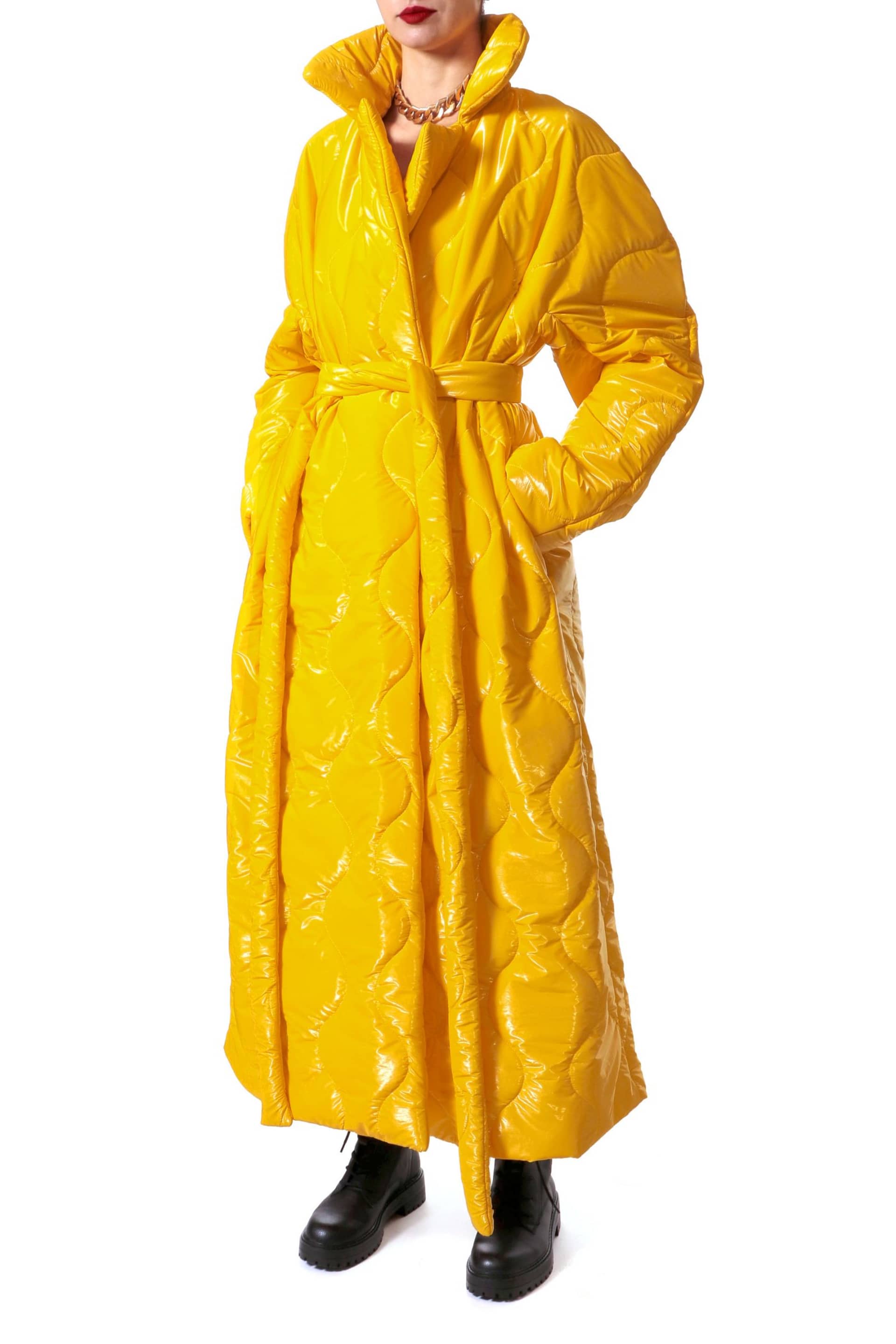 Coat Harlow Super Yellow in Yellow made by HALEWSKI