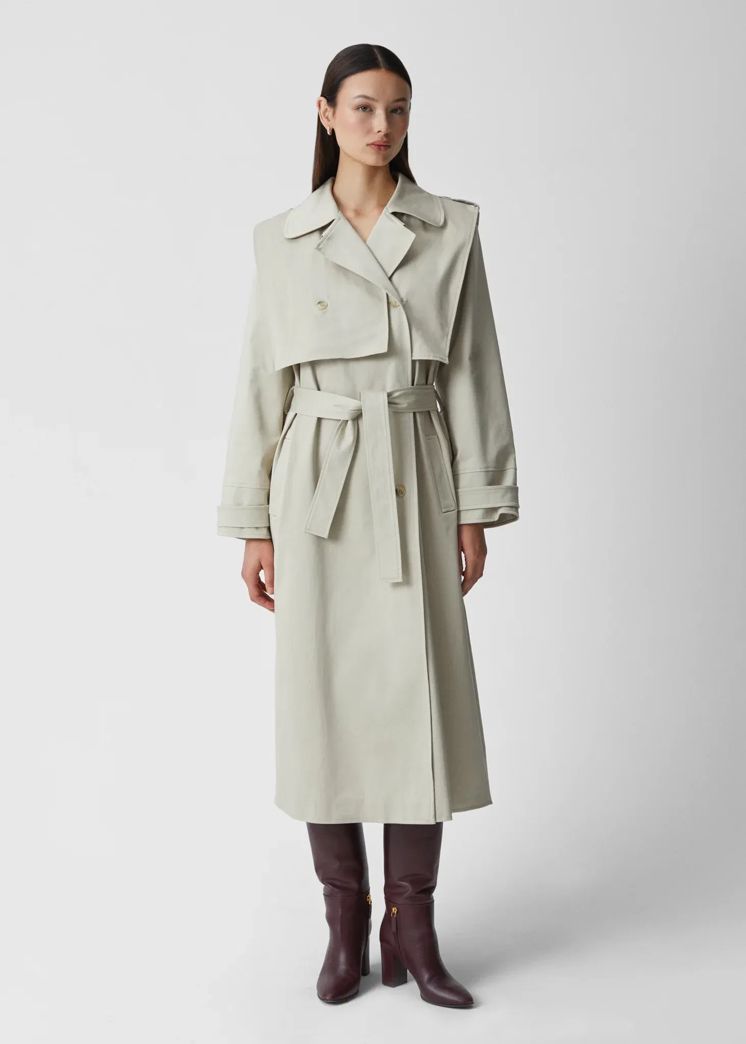 Max Coat in Beige made by AÉRYNE