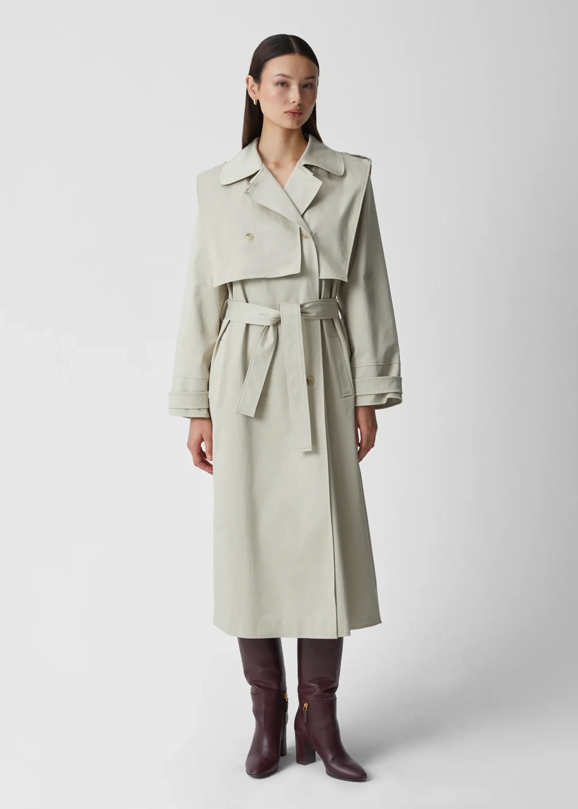 Max Coat in Beige made by AÉRYNE