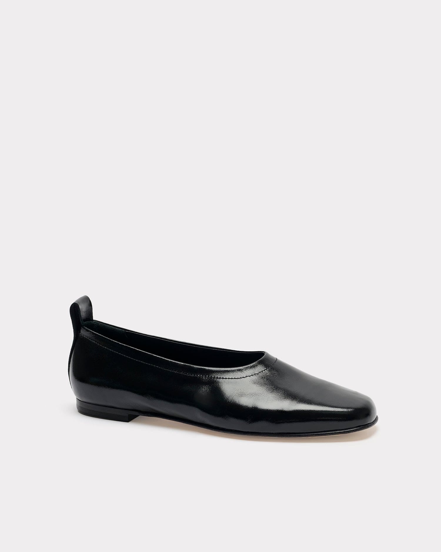 The Foundation Flat - Black Patent made by ESSEN