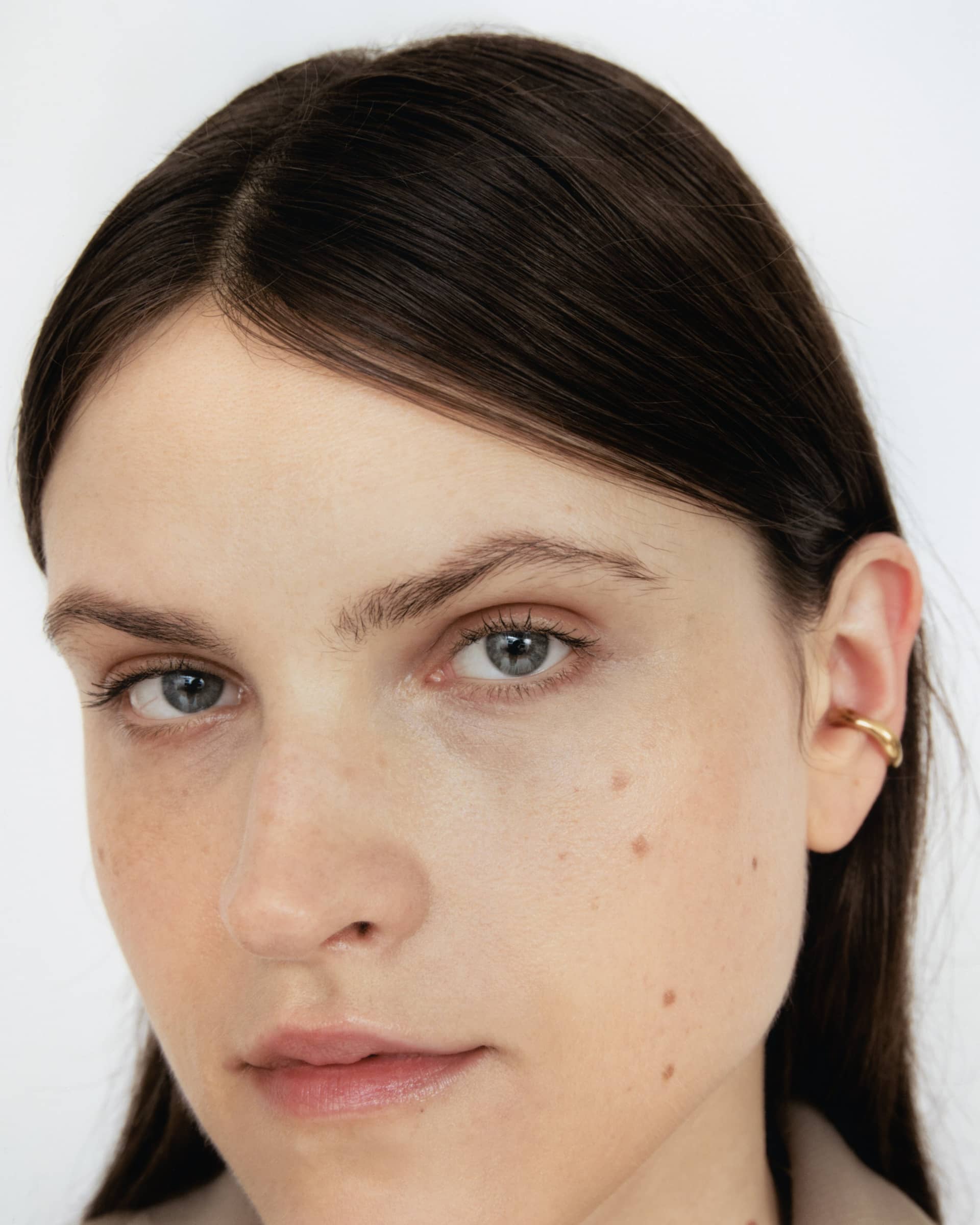 CURVAS EAR CUFF made by Carolina De Barros