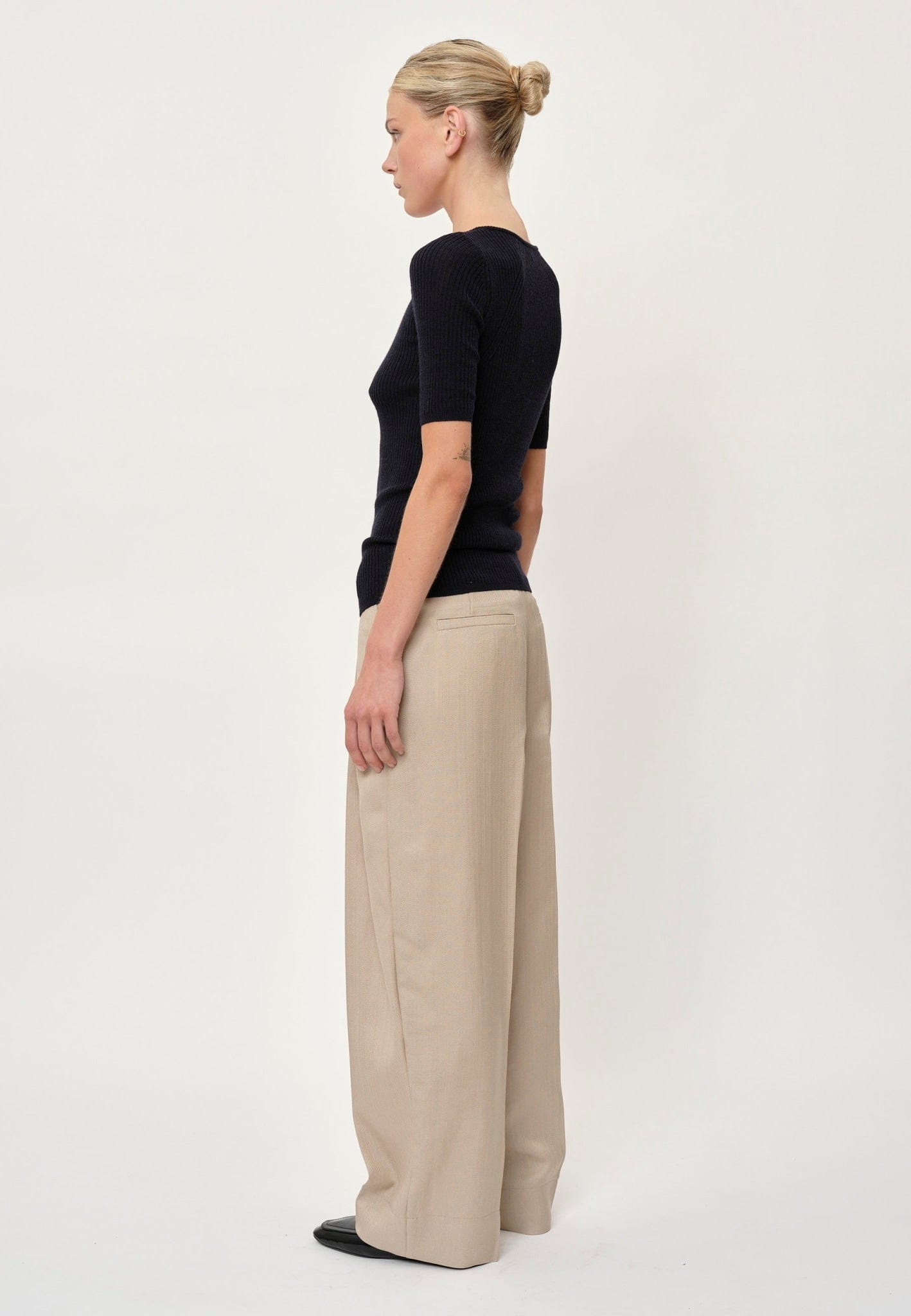 Carla Pants - Croissant made by HERSKIND