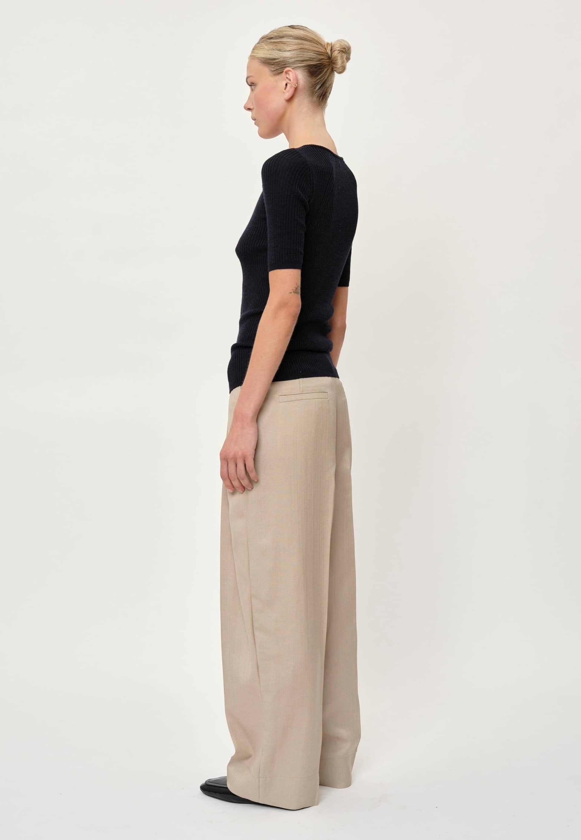 Carla Pants - Croissant made by HERSKIND