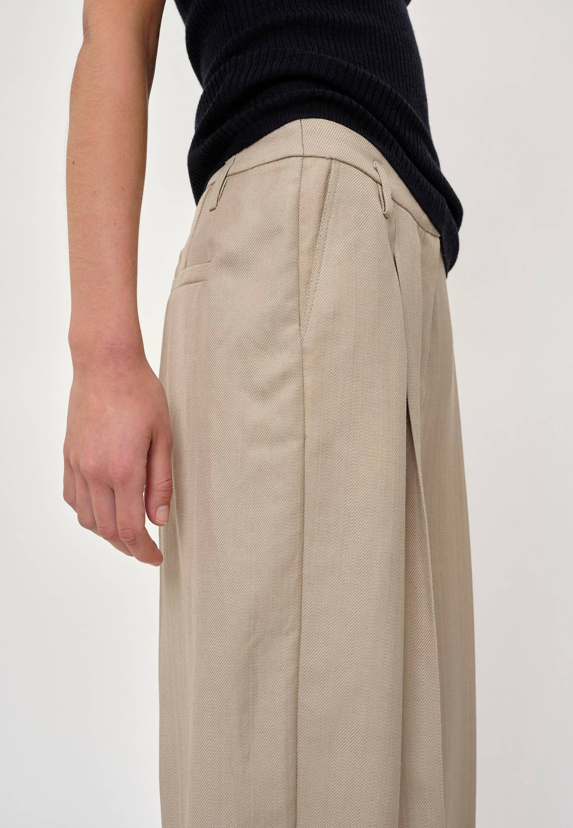 Carla Pants - Croissant made by HERSKIND