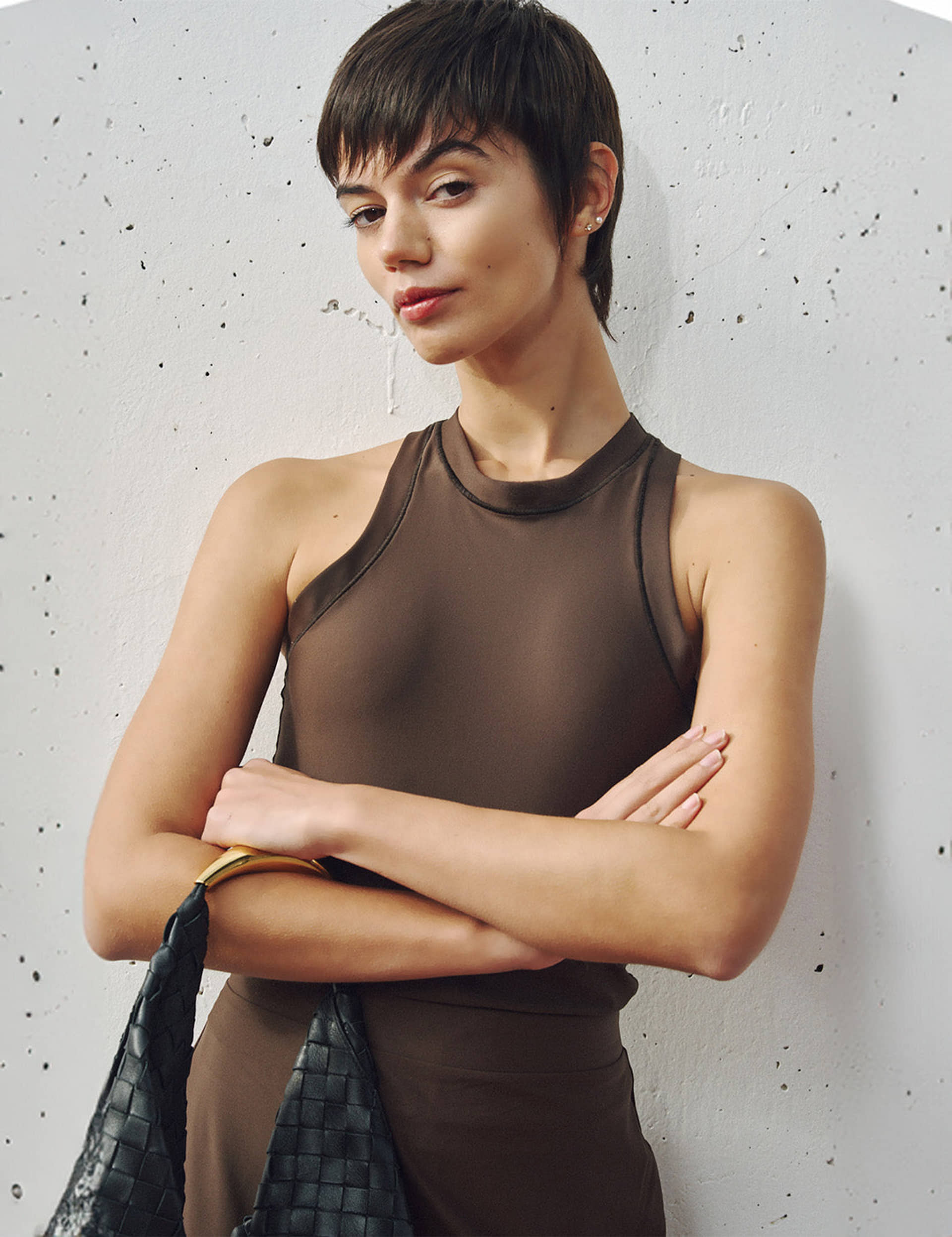 NOA TOP BROWN made by 710 Studio
