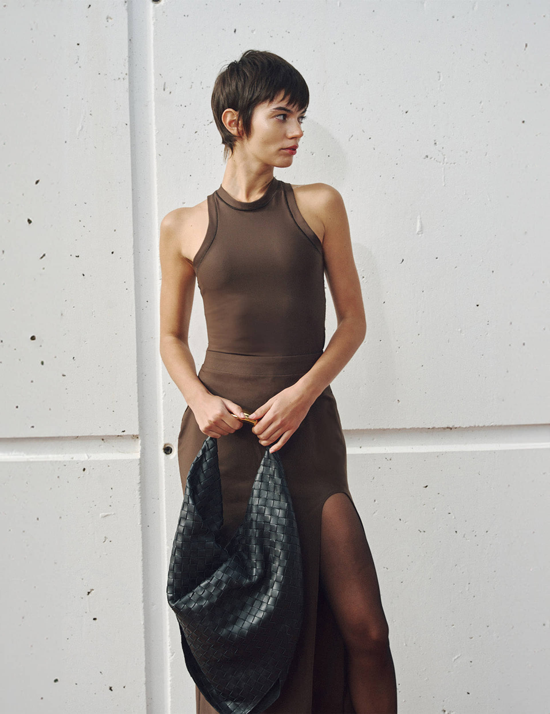 NOA TOP BROWN made by 710 Studio