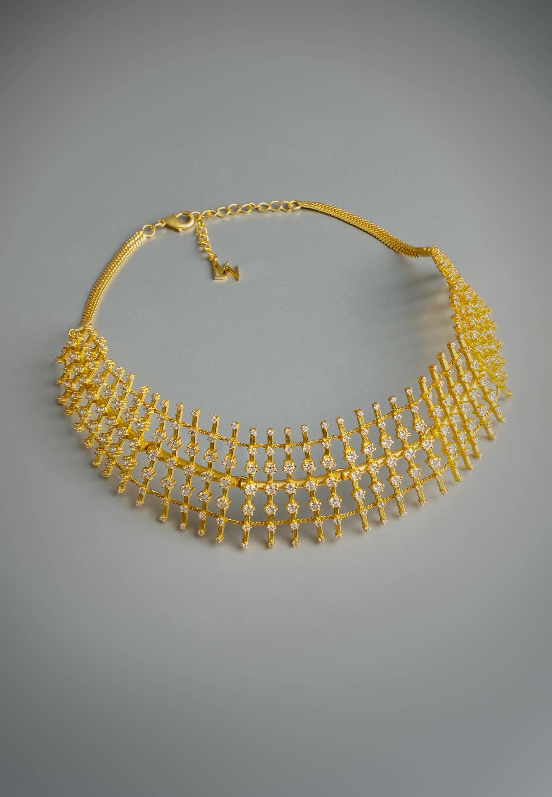 Choker Dorado Helia made by Lavani Jewels