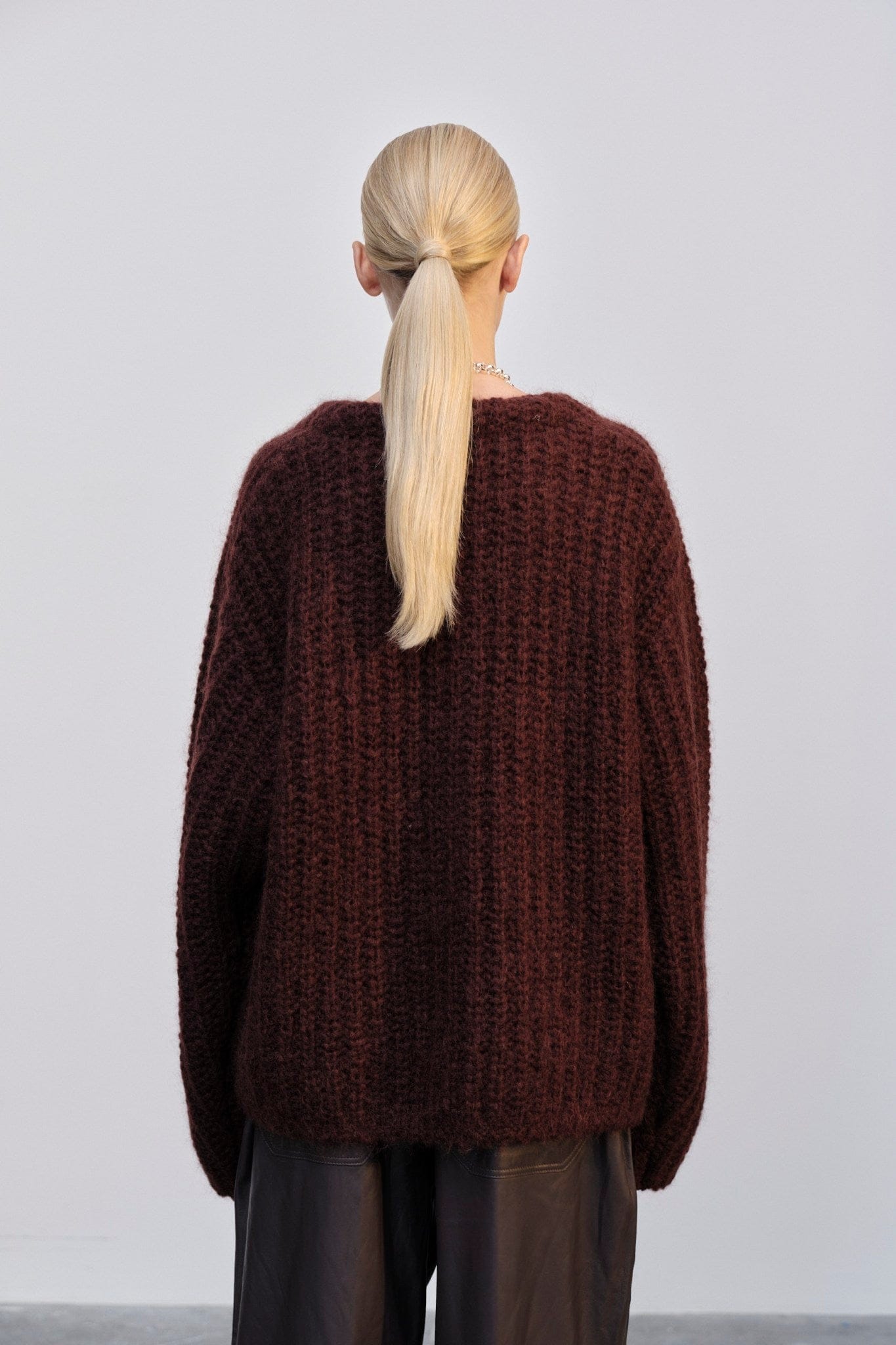 Ace Knit Cardigan - Oxblood made by HERSKIND