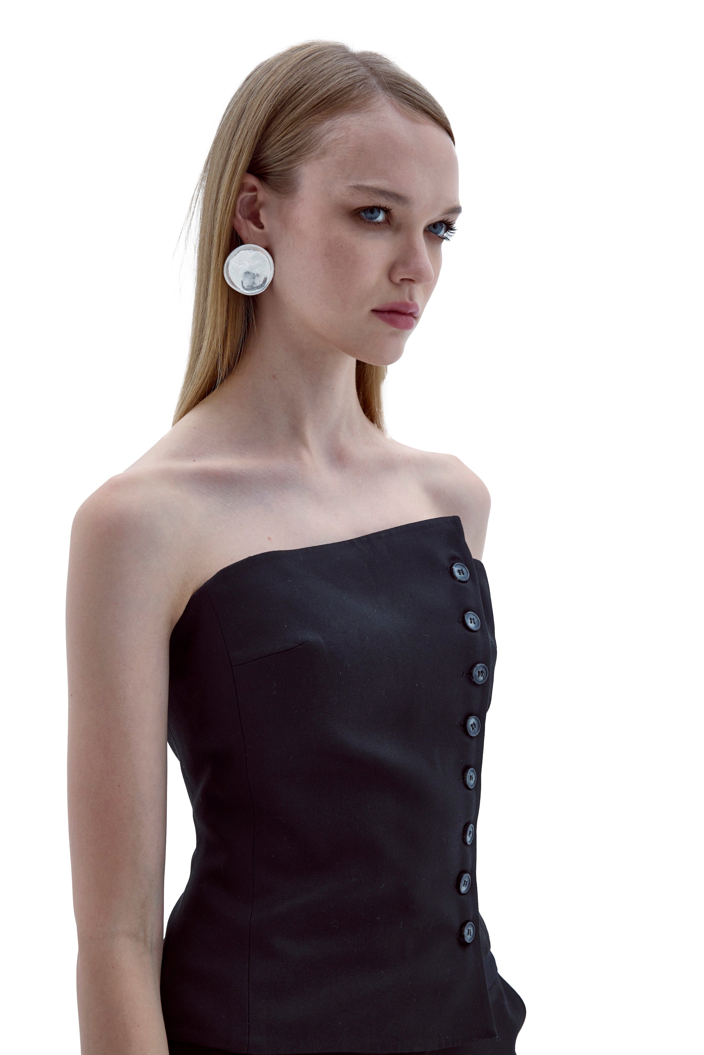 ODYLE TOP IN BLACK made by Nazli Ceren