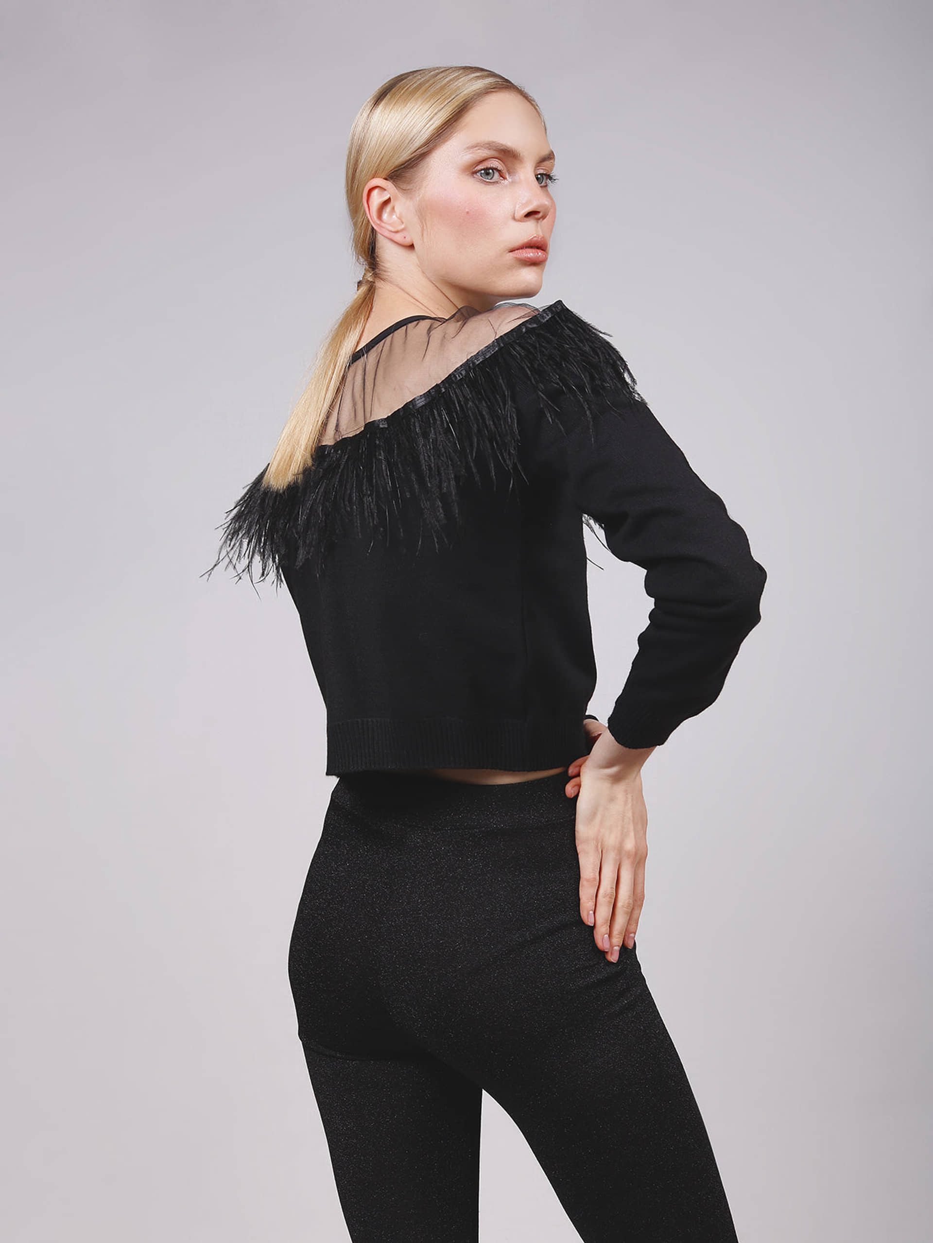 Siska Sweater Negro made by Lediel