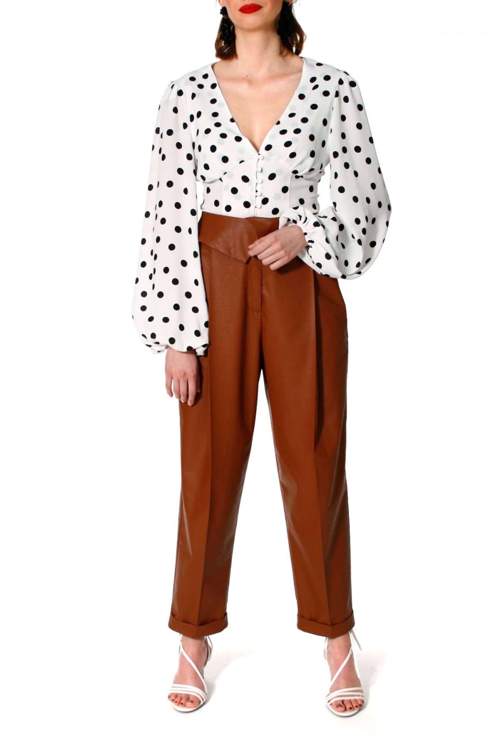 Blouse Alicia Bit Of White in White made by HALEWSKI