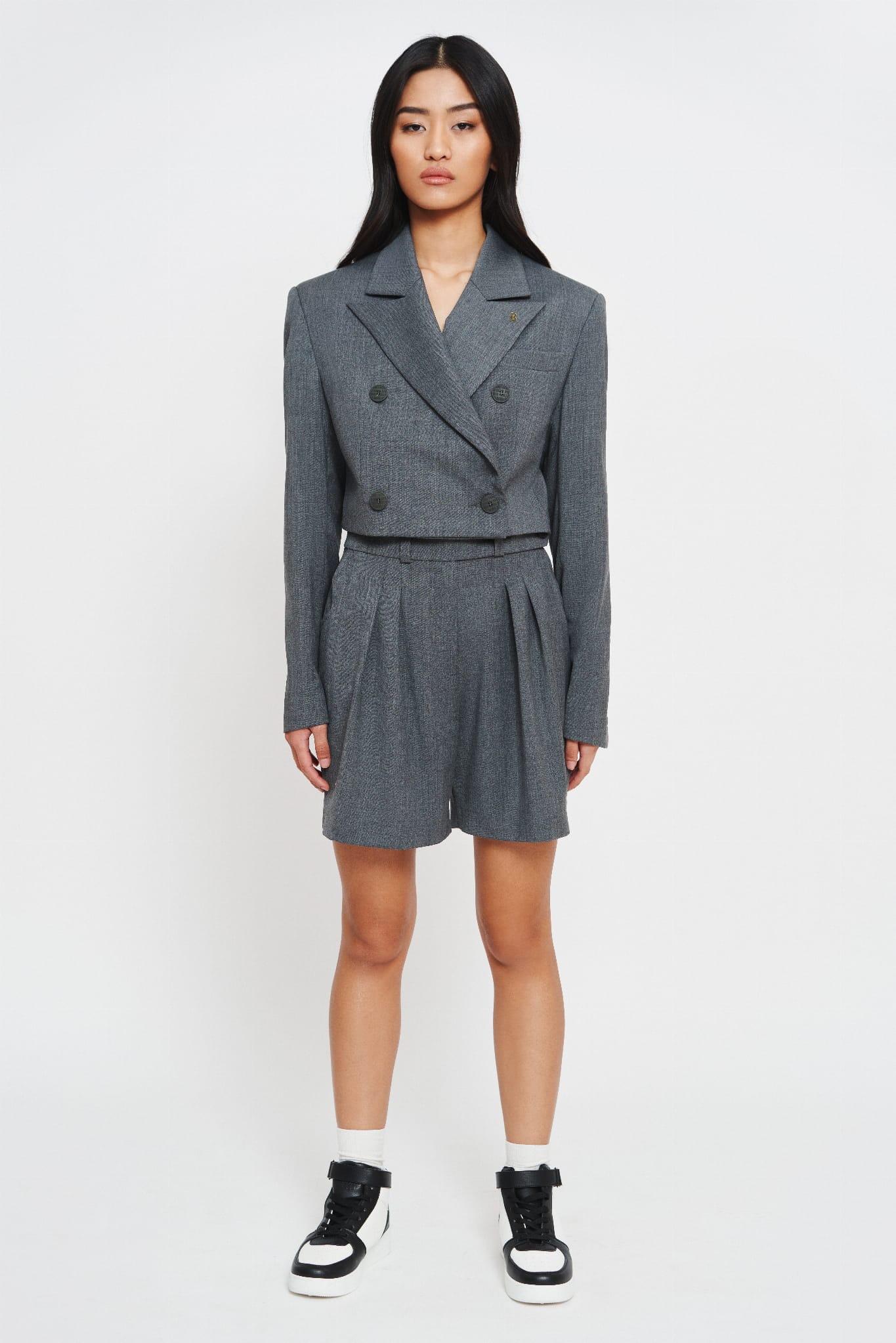 SHORT DARK GRAY TROUSERS made by BENU Studio