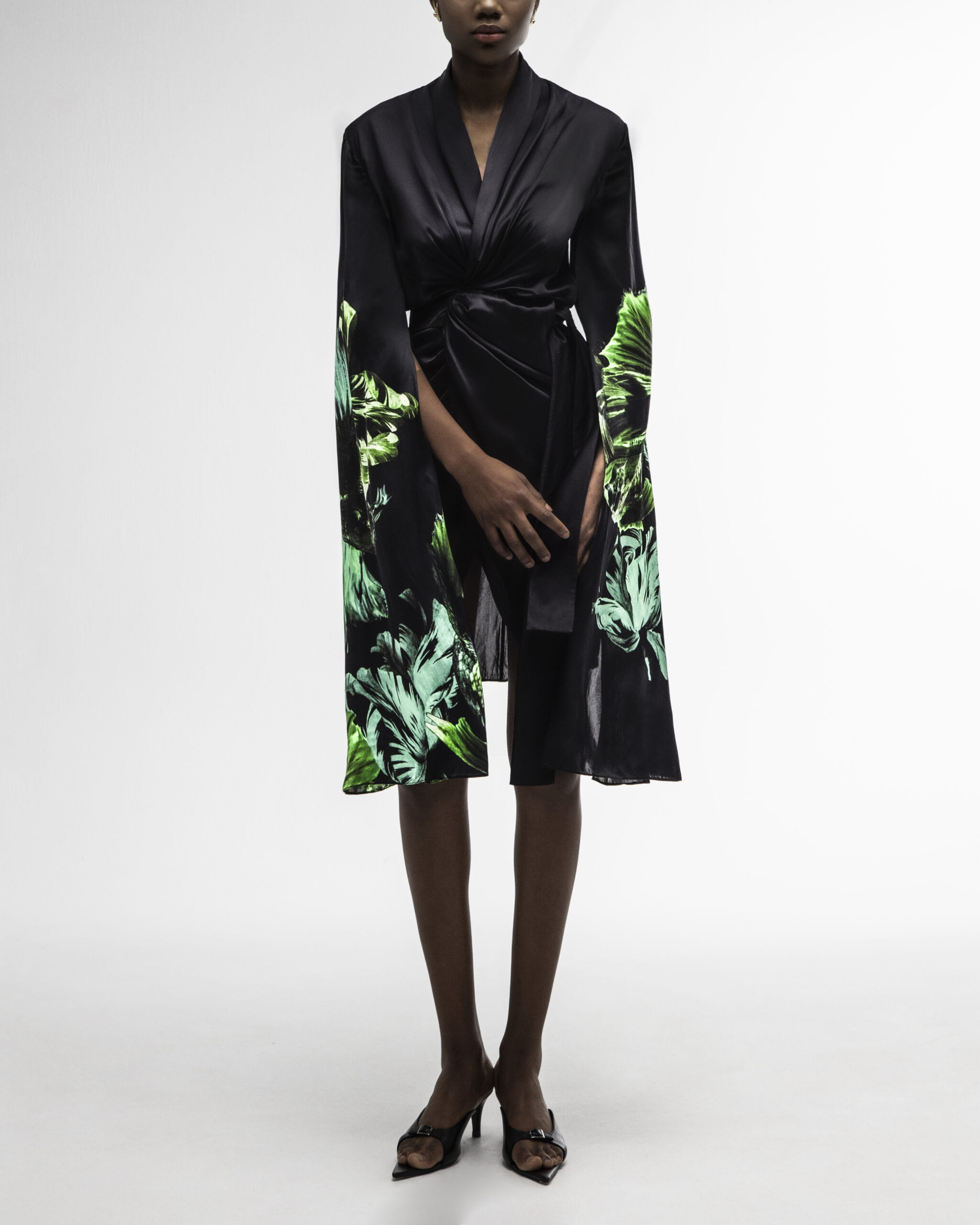 Kimono sleeve robe made by Maria Kokhia