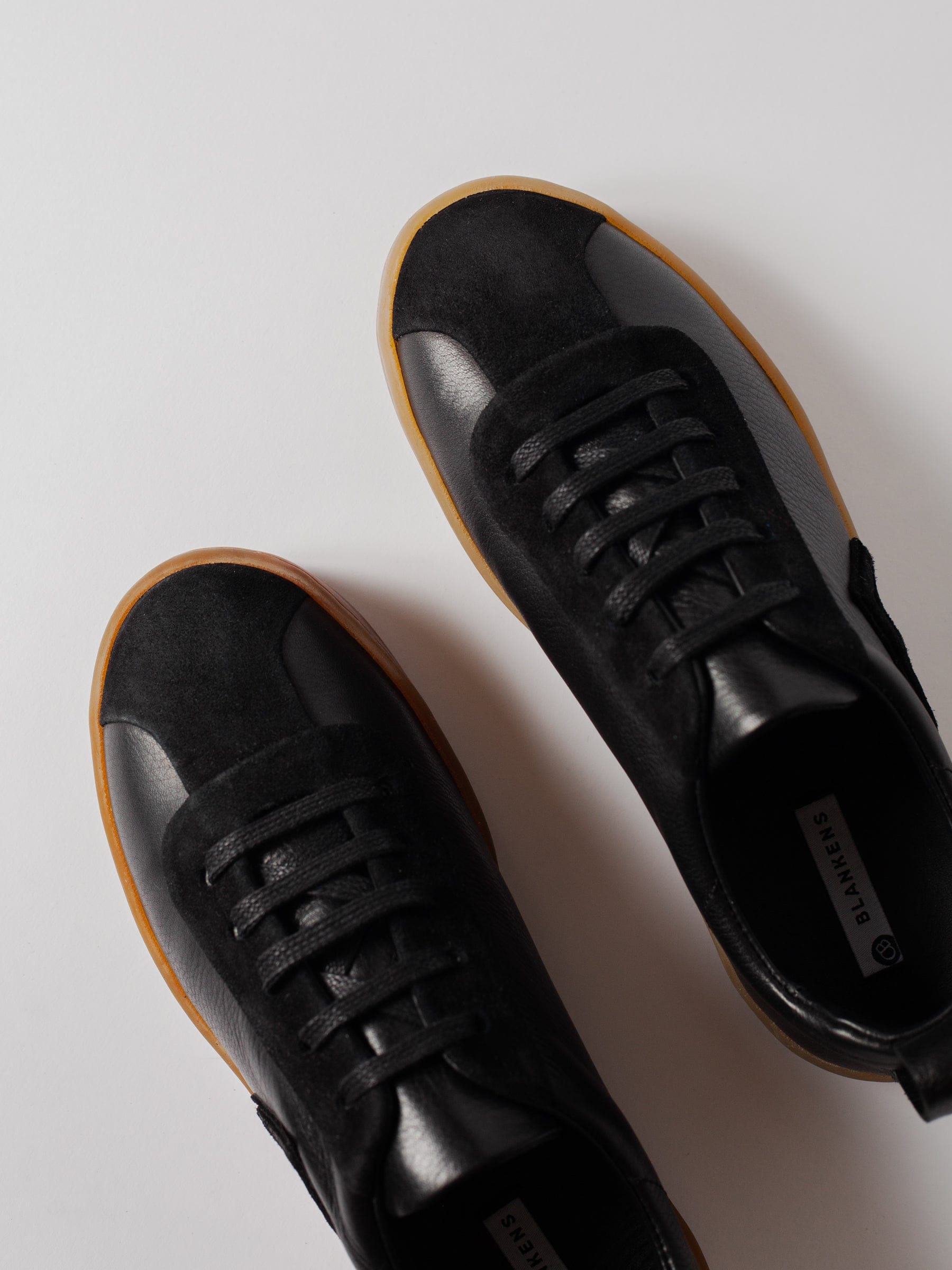 THE ELIN BLACK SNEAKER made by Blankens