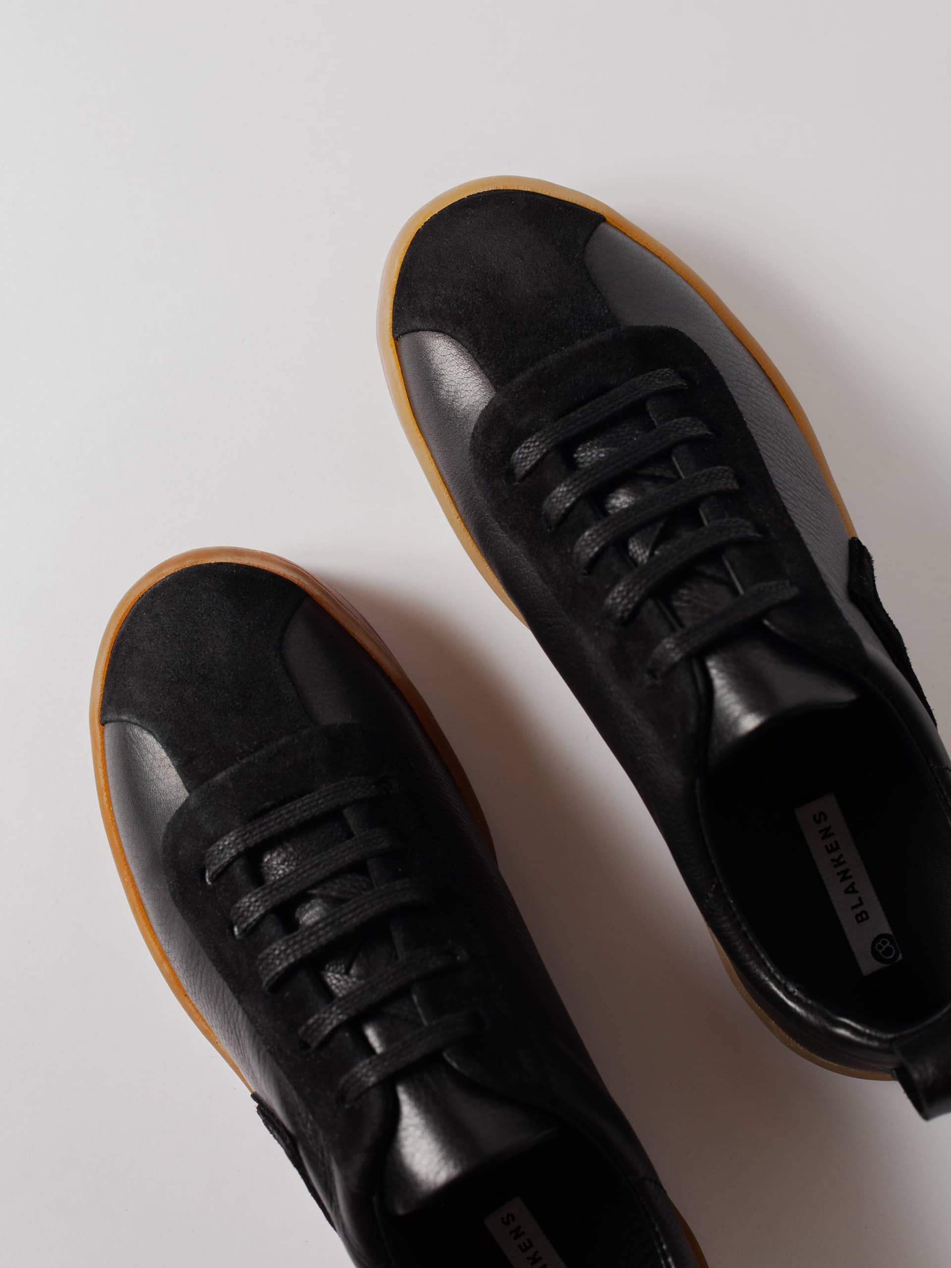 THE ELIN BLACK SNEAKER made by Blankens