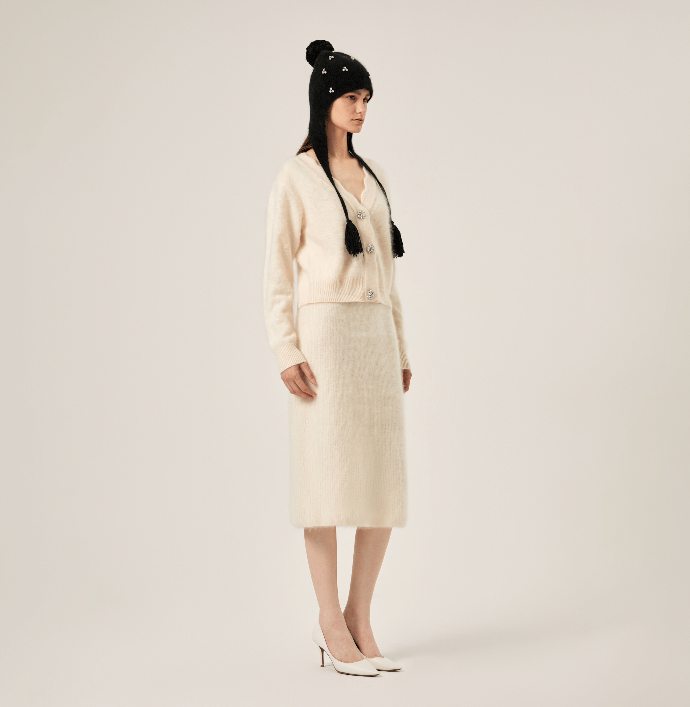 FLUFFY CASHMERE SCALLOPED V-NECK CARDIGAN in White made by CRUSH Collection