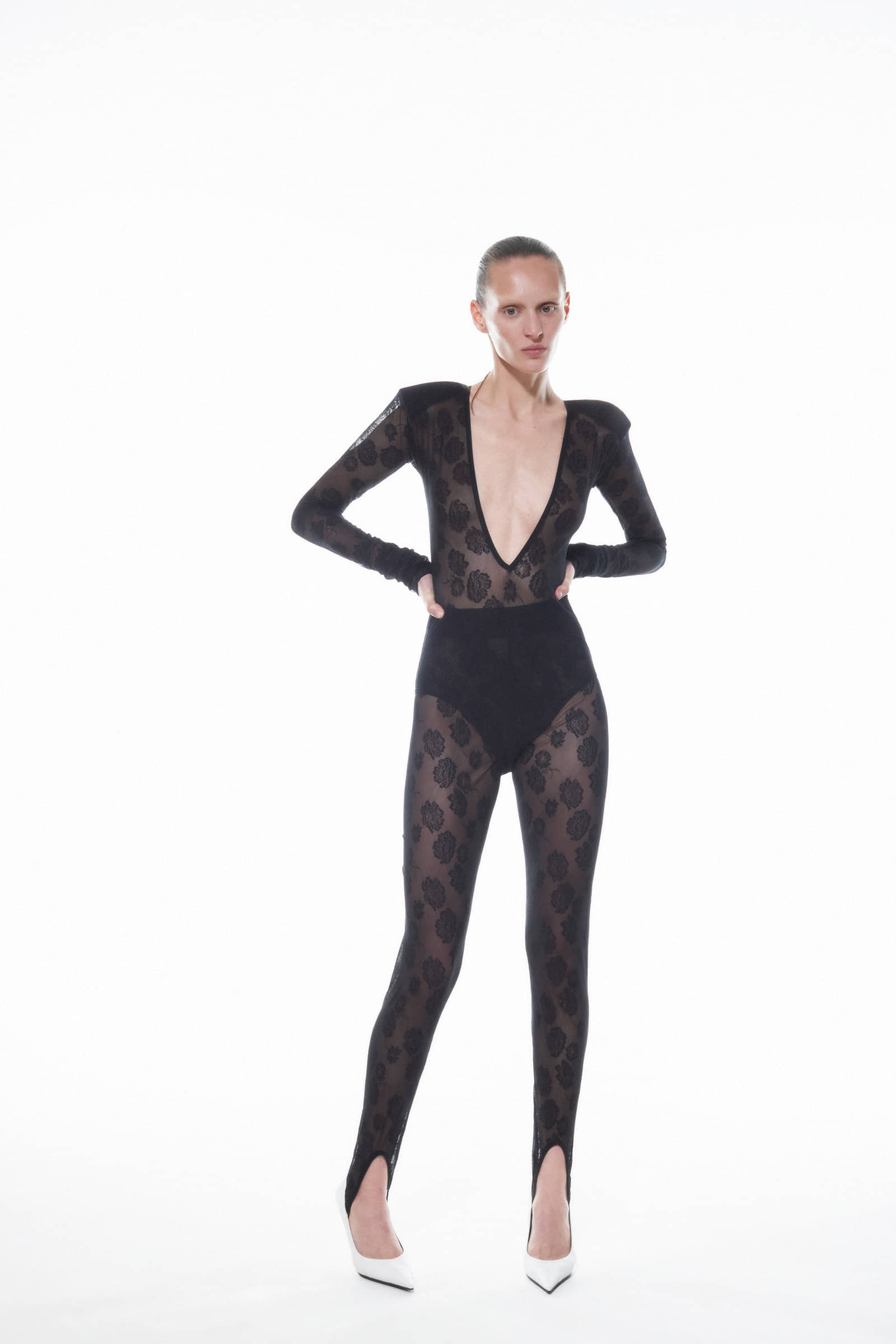 AFFAIR LACE BODYSUIT in Black made by NUÉ