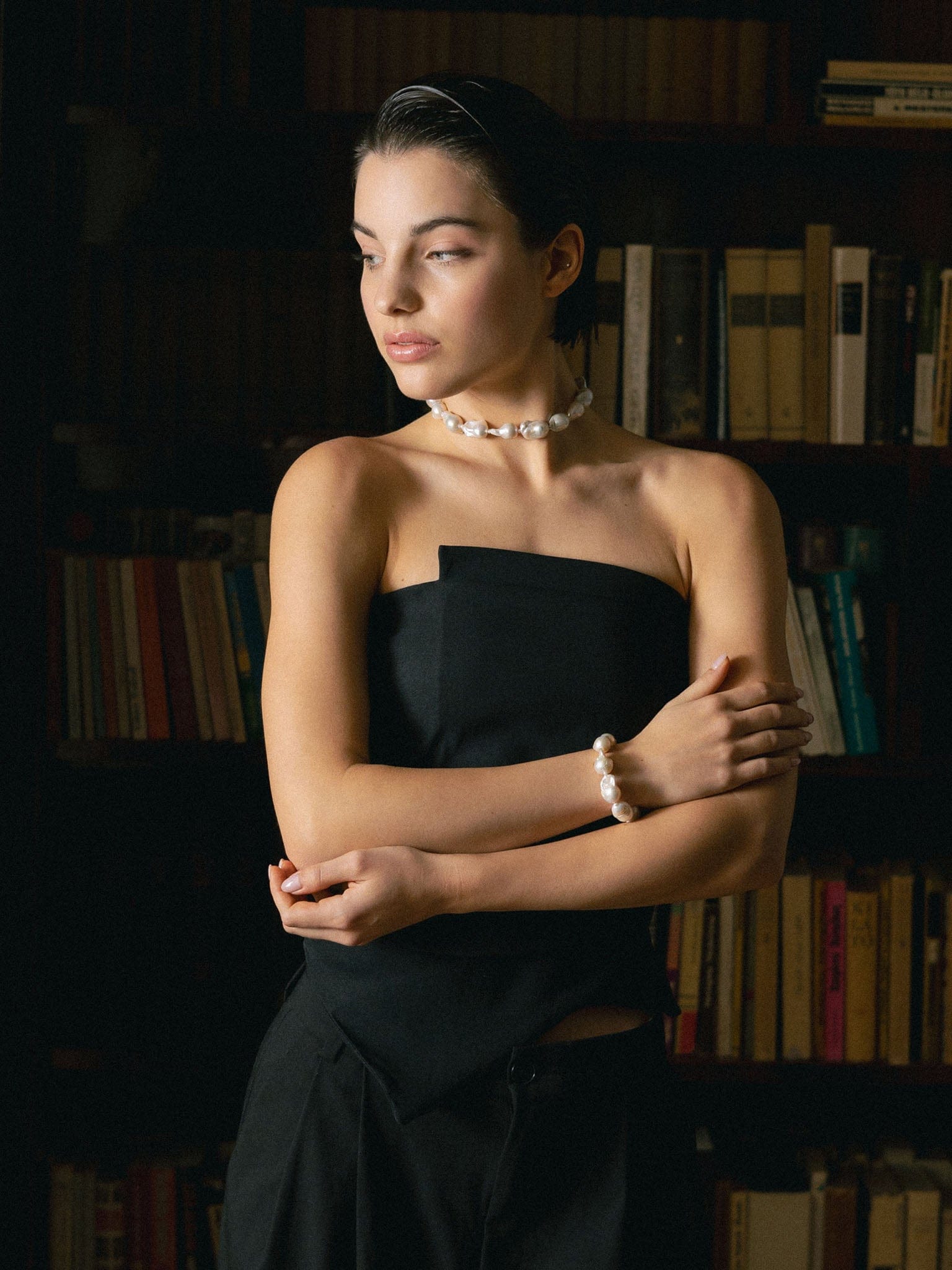 Baroque Pearl Bracelet made by Eva Remenyi