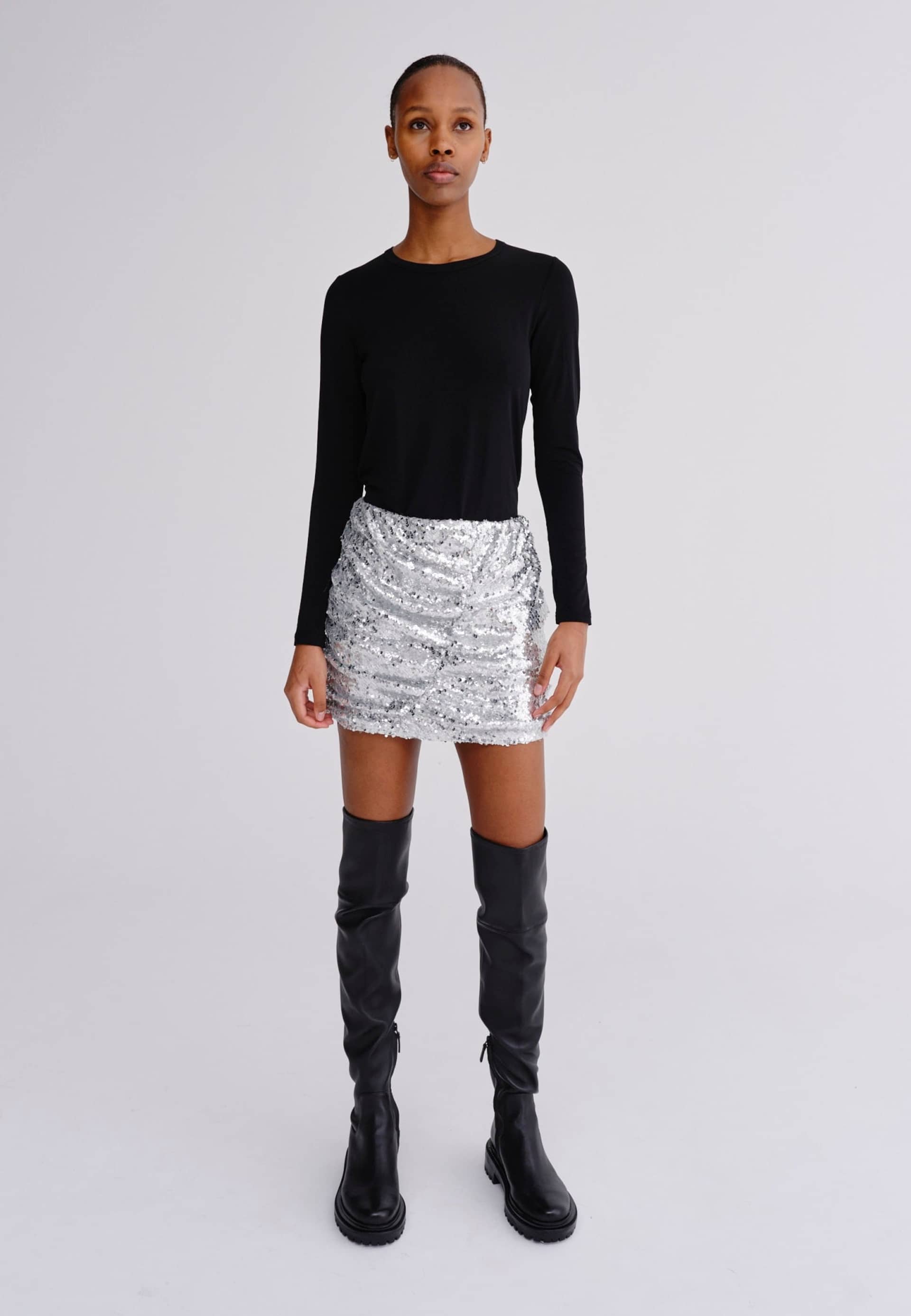 Boss Skirt - Silver made by HERSKIND
