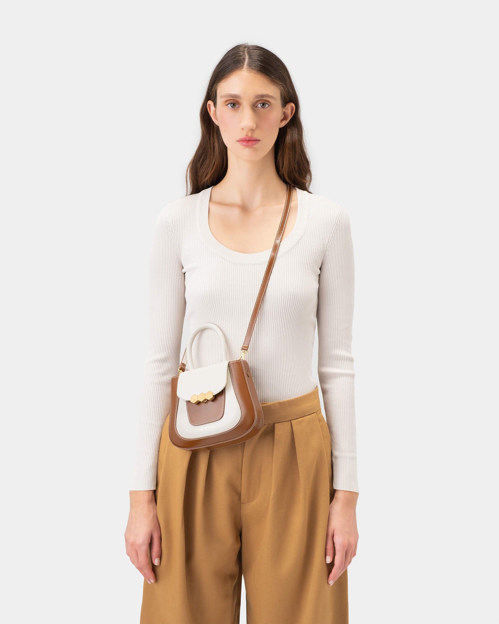 Mini Jill White / Tan in White made by Mietis