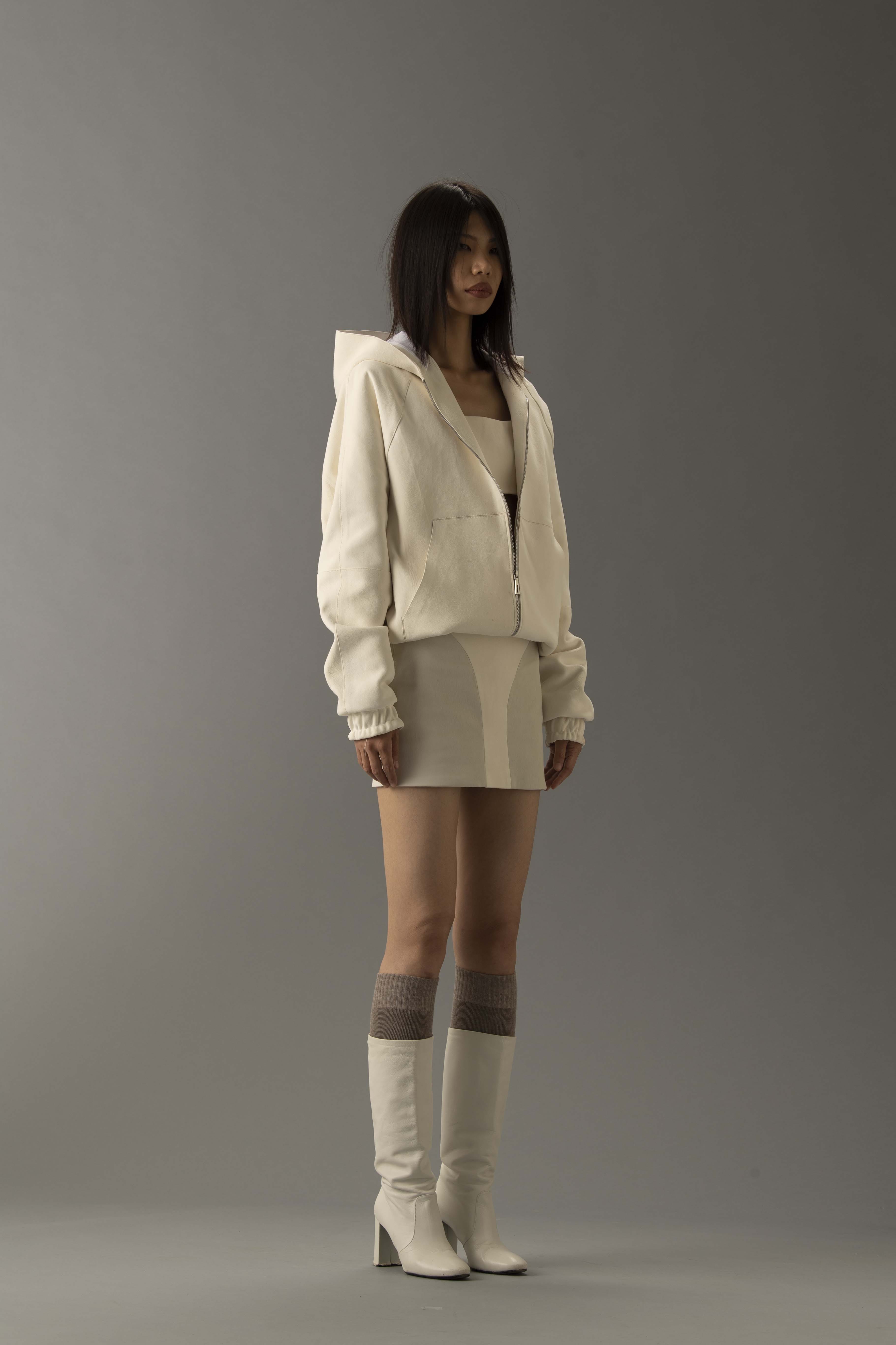 BLISS LEATHER & SUEDE SKIRT in White made by Vestiaire d'un Oiseau Libre