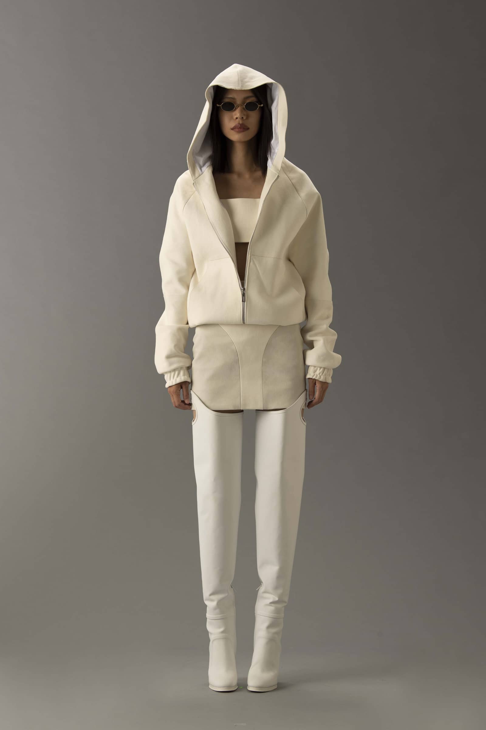 BLISS LEATHER & SUEDE SKIRT in White made by Vestiaire d'un Oiseau Libre