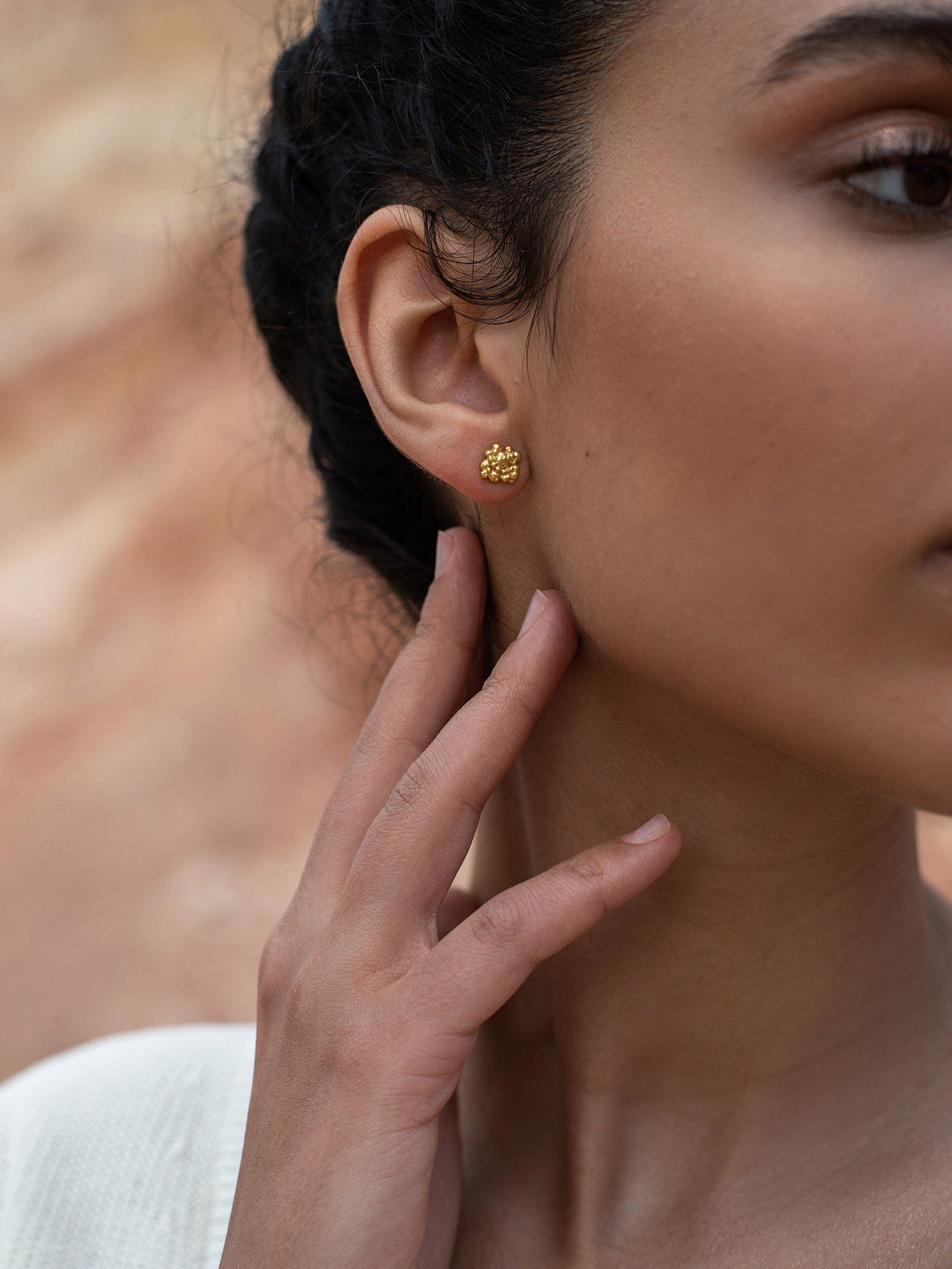 Céleste Deux Small Earrings 14ct Gold in Gold made by Eva Remenyi