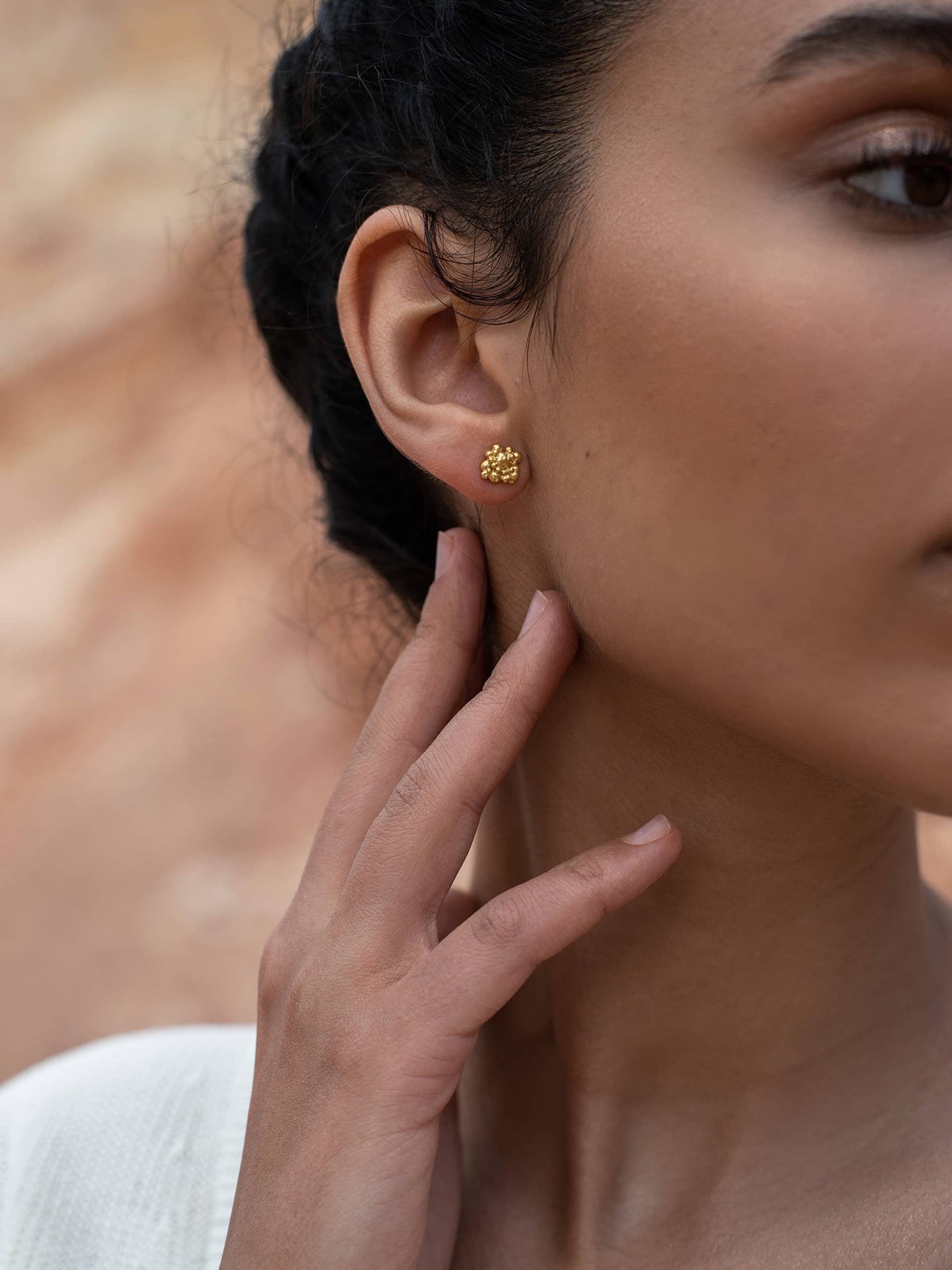 Céleste Deux Small Earrings 14ct Gold in Gold made by Eva Remenyi