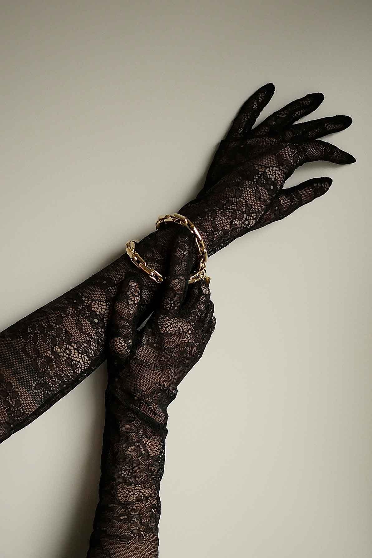 Lace Long Black made by Handsome Stockholm