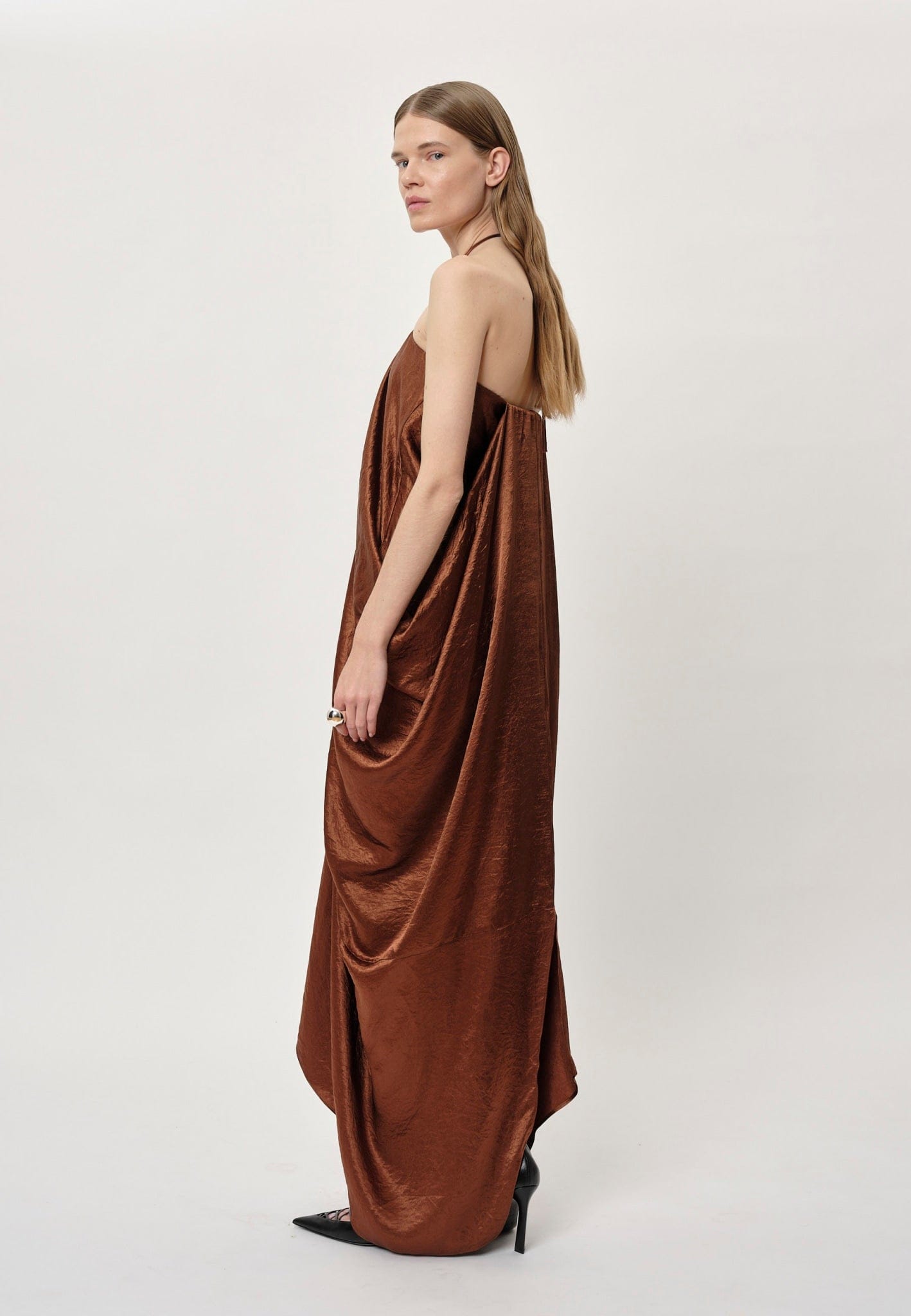 Annika Dress - Toffee made by HERSKIND