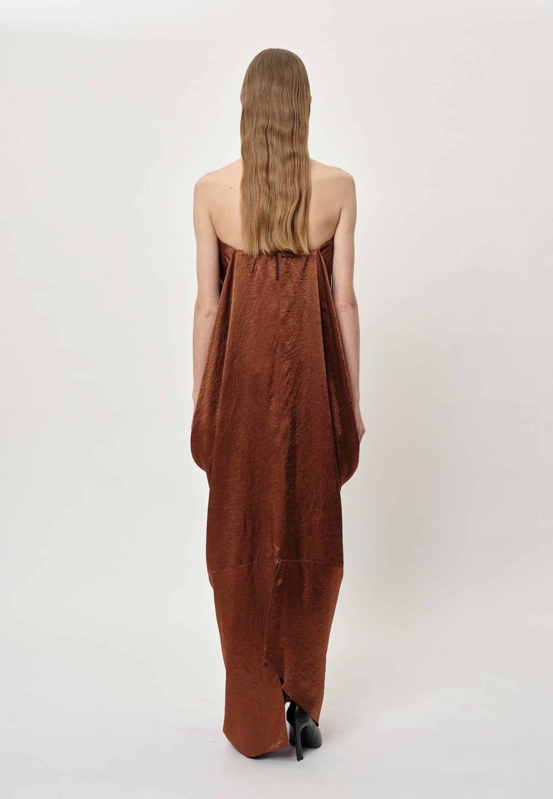 Annika Dress - Toffee made by HERSKIND