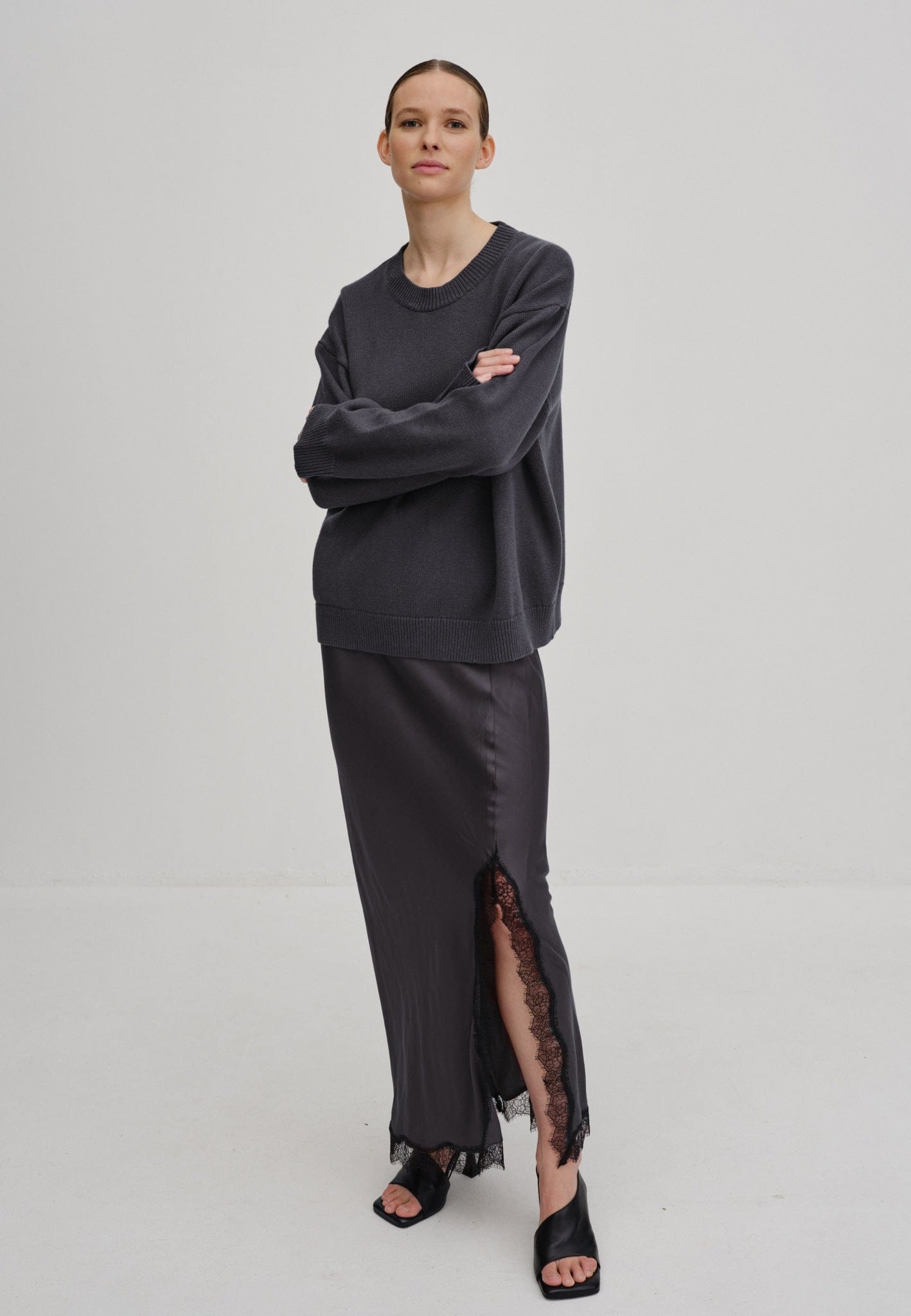 Doofa Knit Roundneck - Grey melange in Grey made by HERSKIND