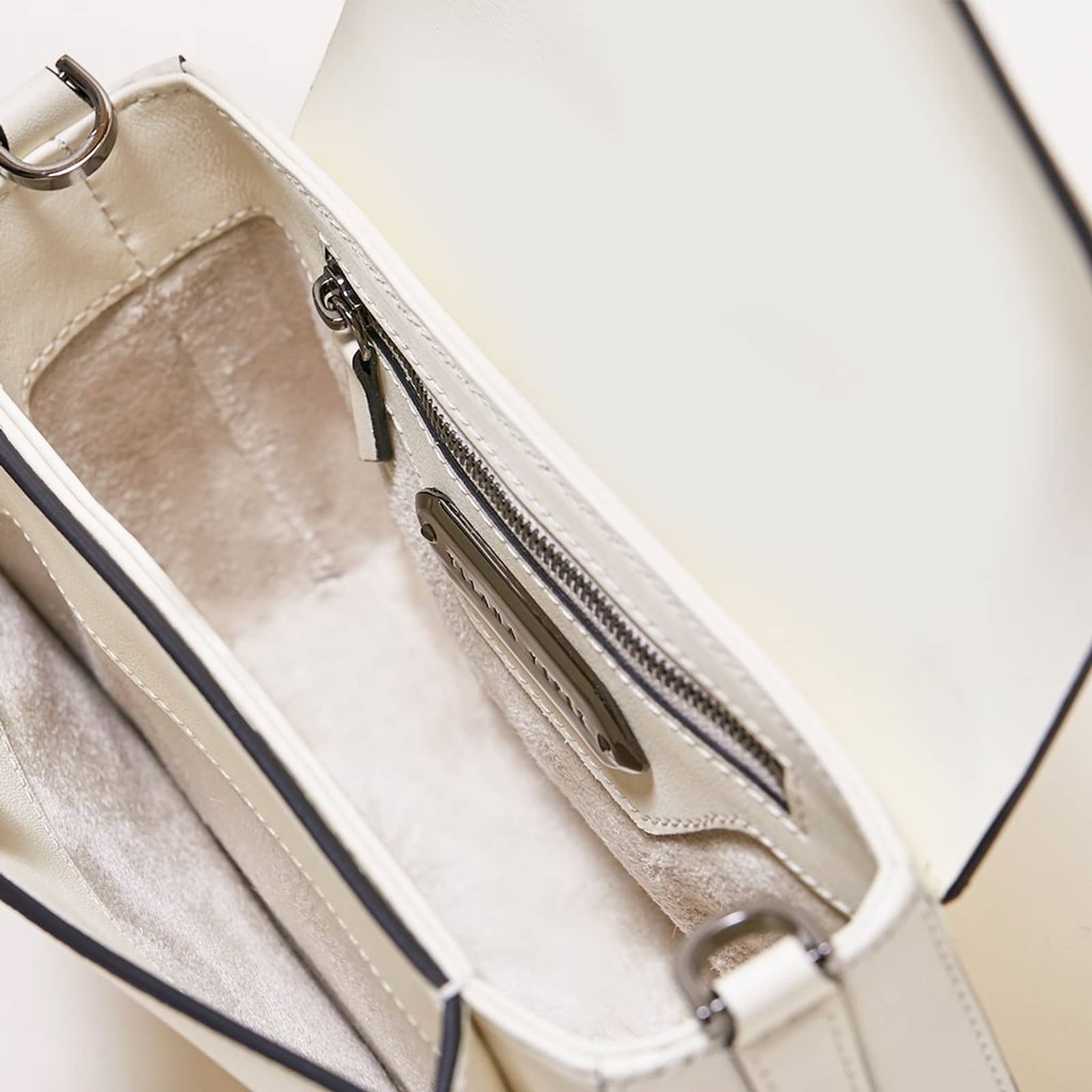 Mini Eugenia braided off white crossbody made by Yliana Yepez