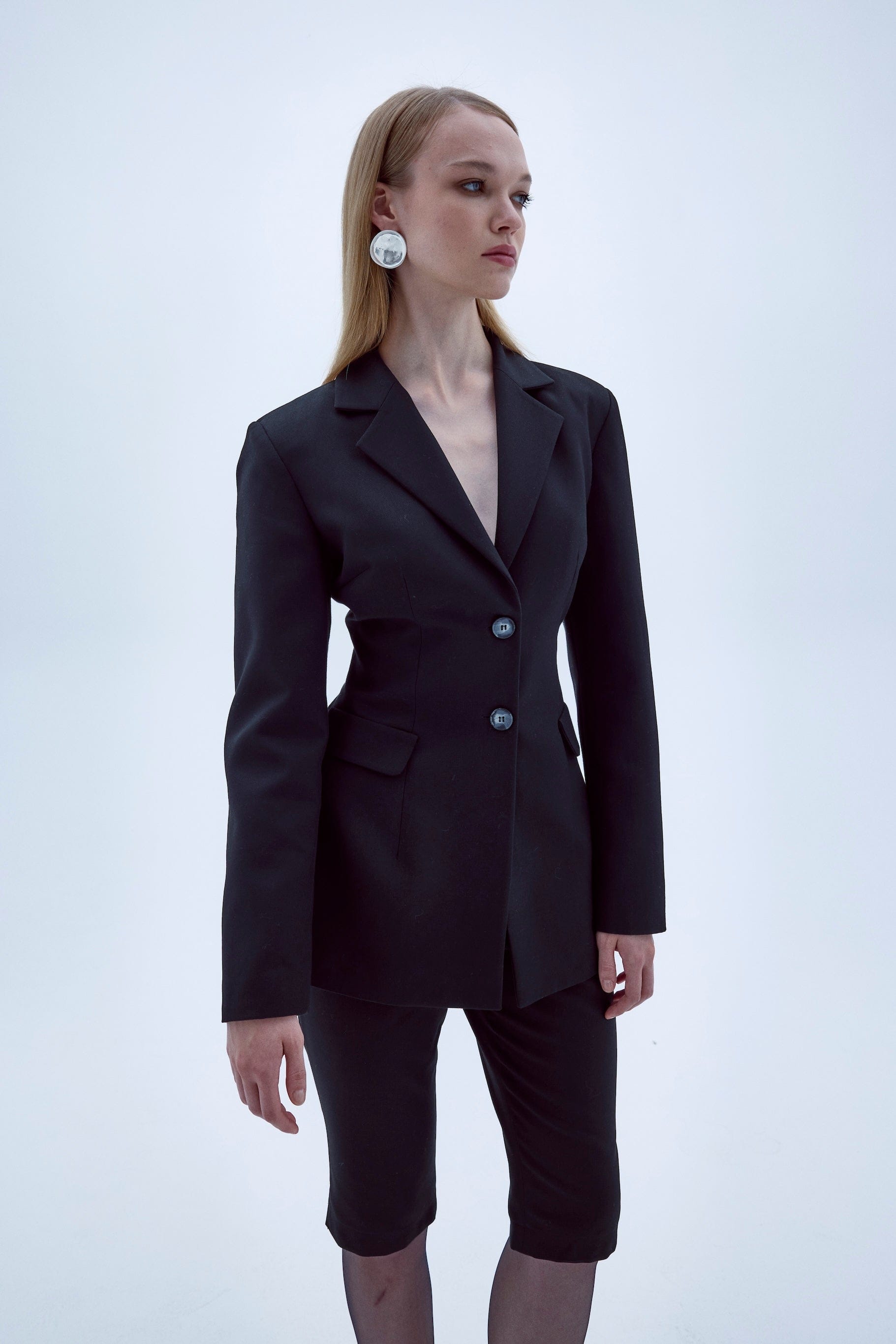 MARYLEBONE FITTED JACKET IN BLACK made by Nazli Ceren