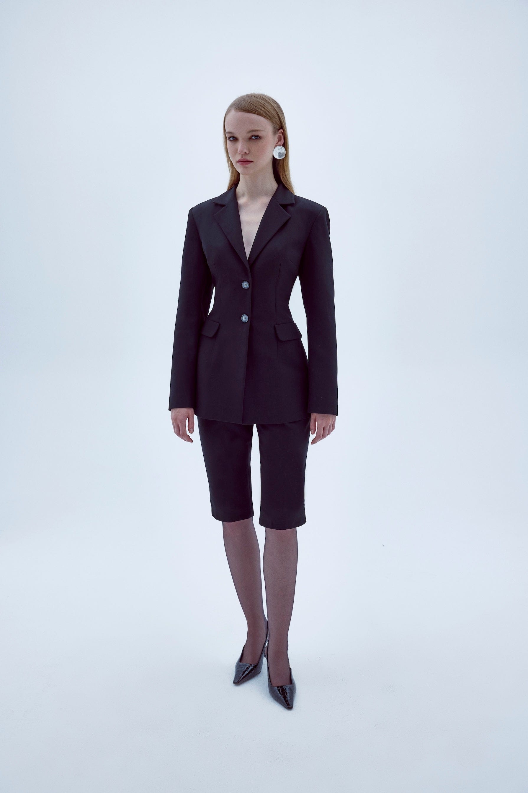 MARYLEBONE FITTED JACKET IN BLACK made by Nazli Ceren