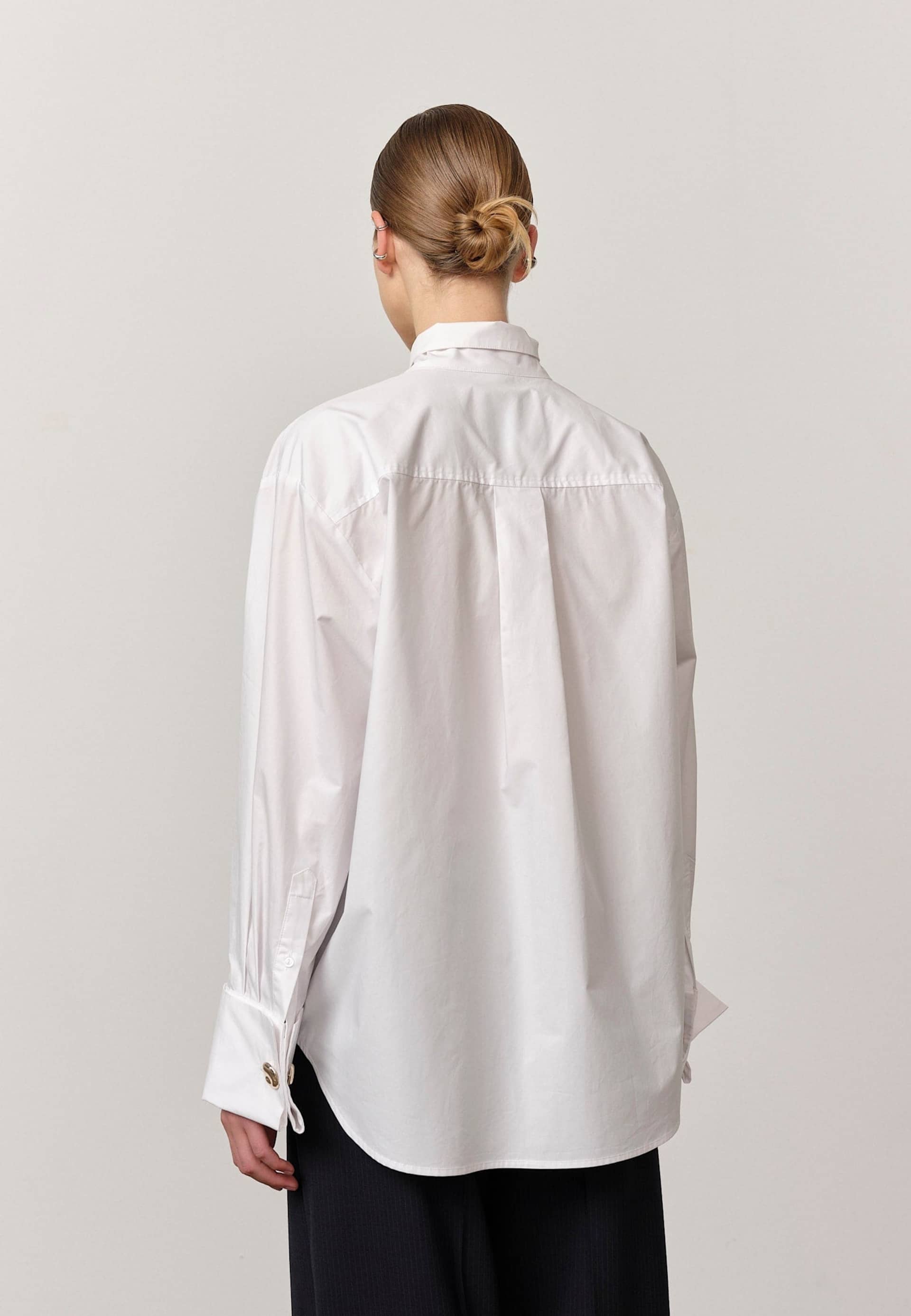 Malin Shirt - White made by HERSKIND