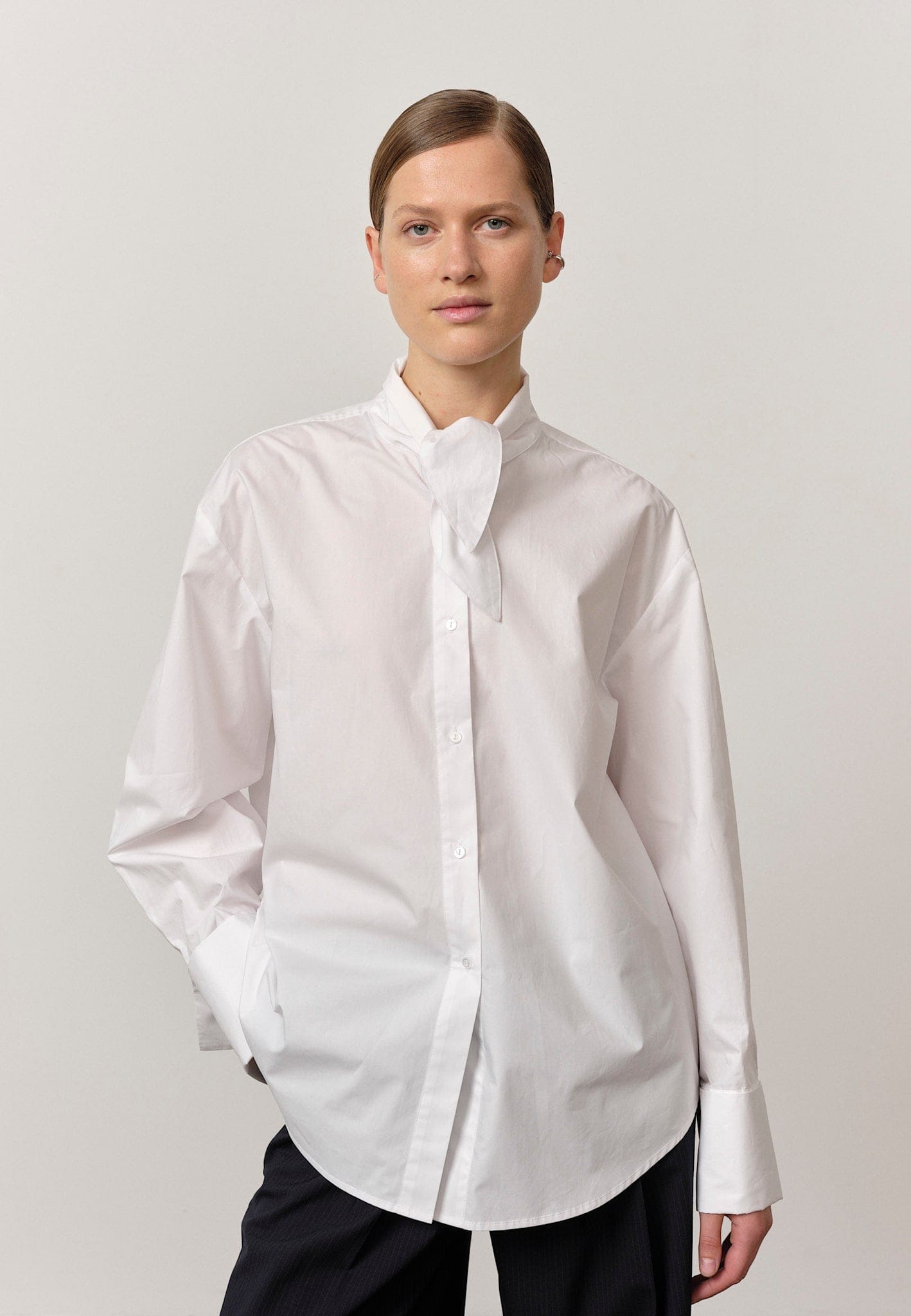 Malin Shirt - White made by HERSKIND