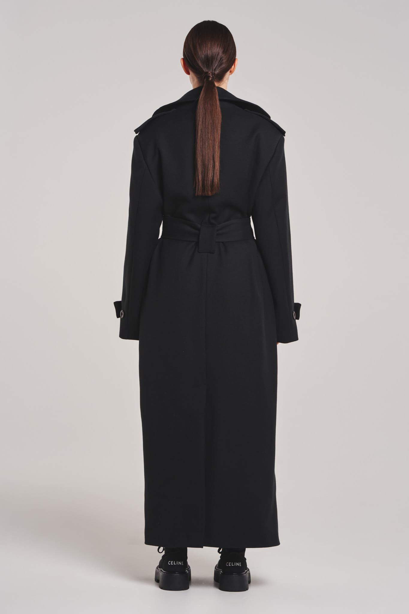 WOOL COAT WITH LEADPOTS made by BENU Studio