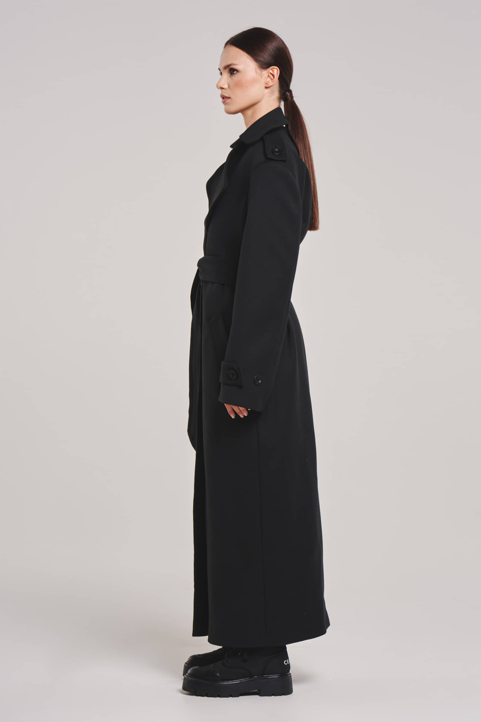 WOOL COAT WITH LEADPOTS made by BENU Studio