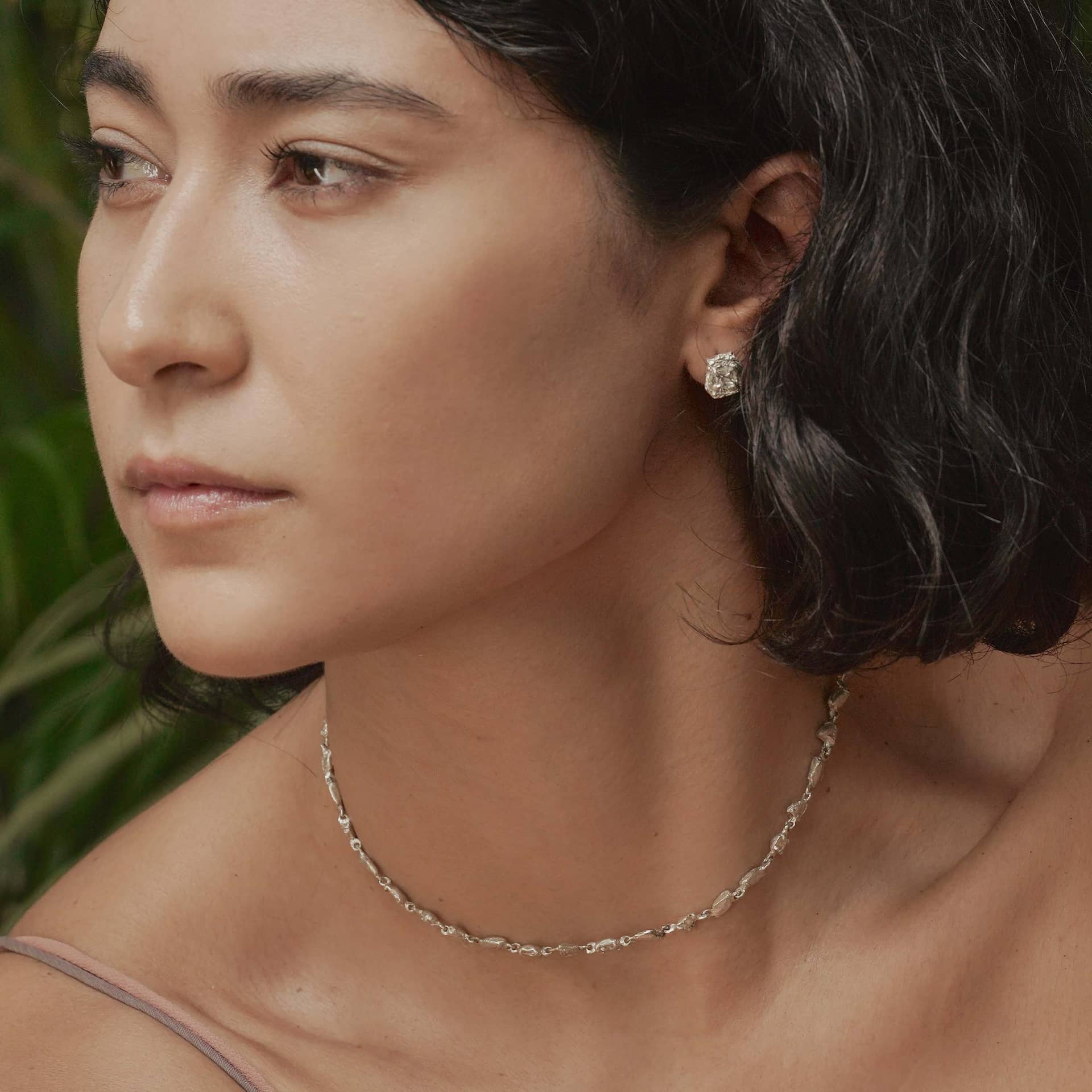 Hali White Sapphire Argenti Necklace made by Loveness Lee