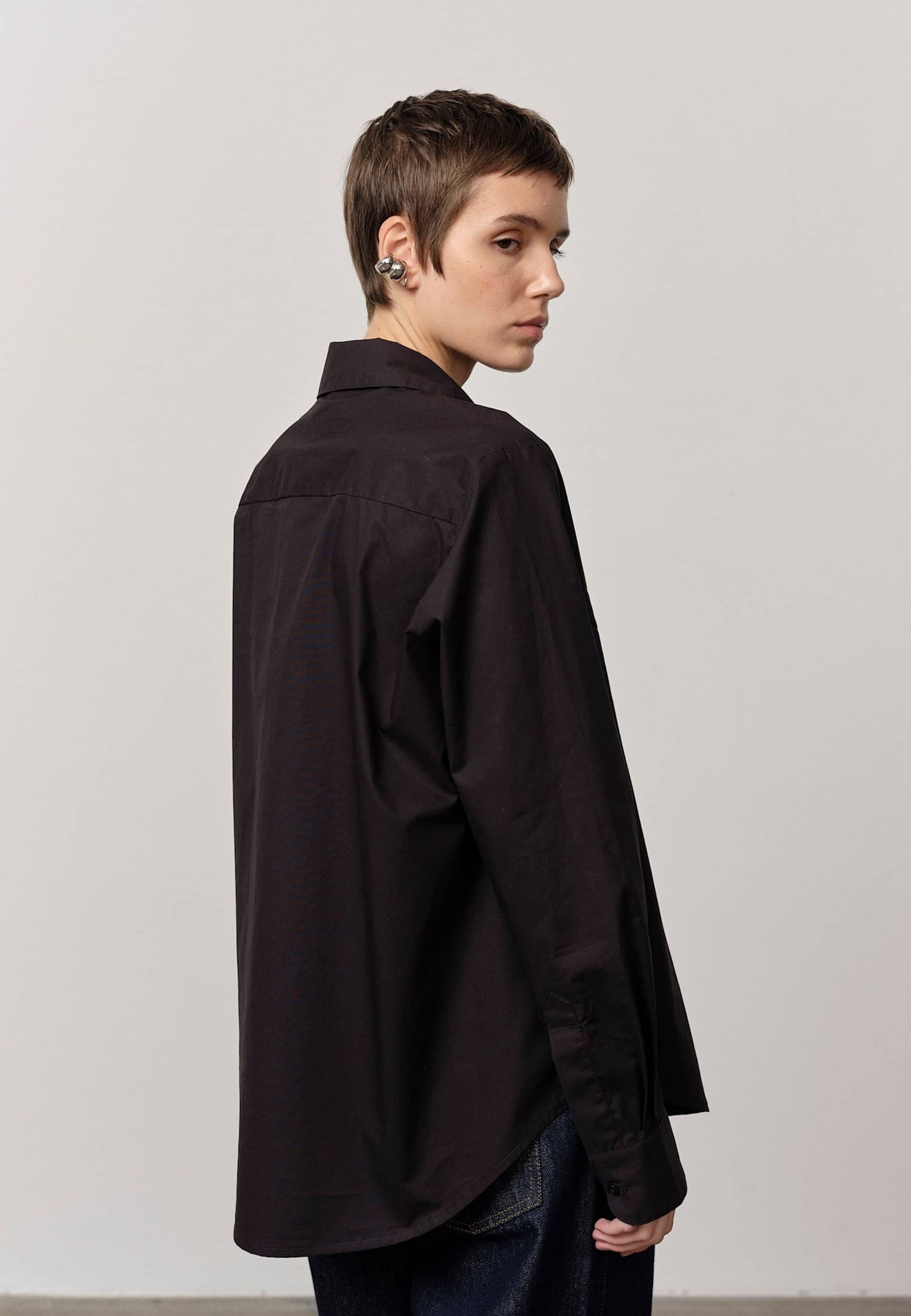 Joe Shirt - Navy made by HERSKIND