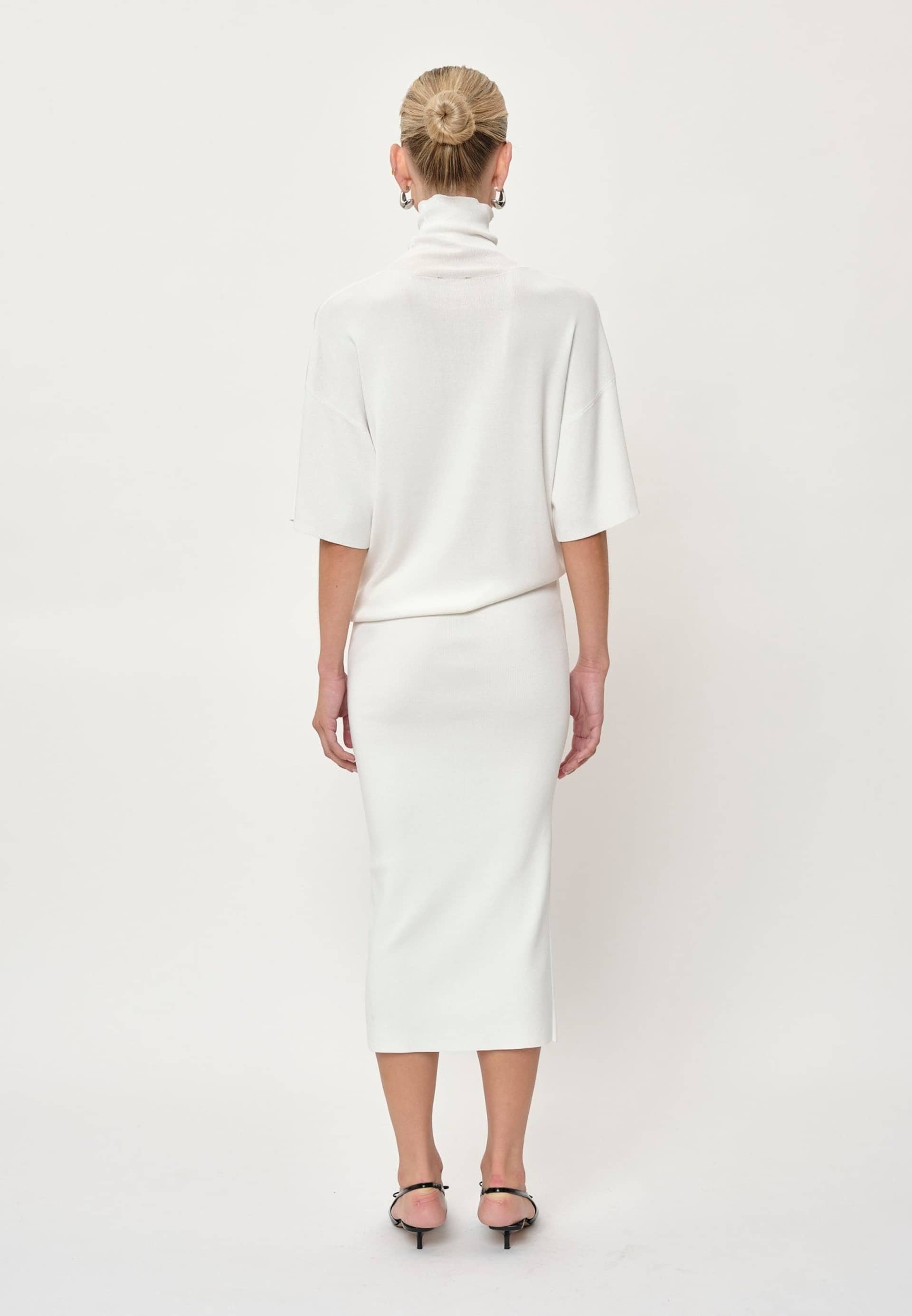 Carrie Knit Dress - Off White made by HERSKIND