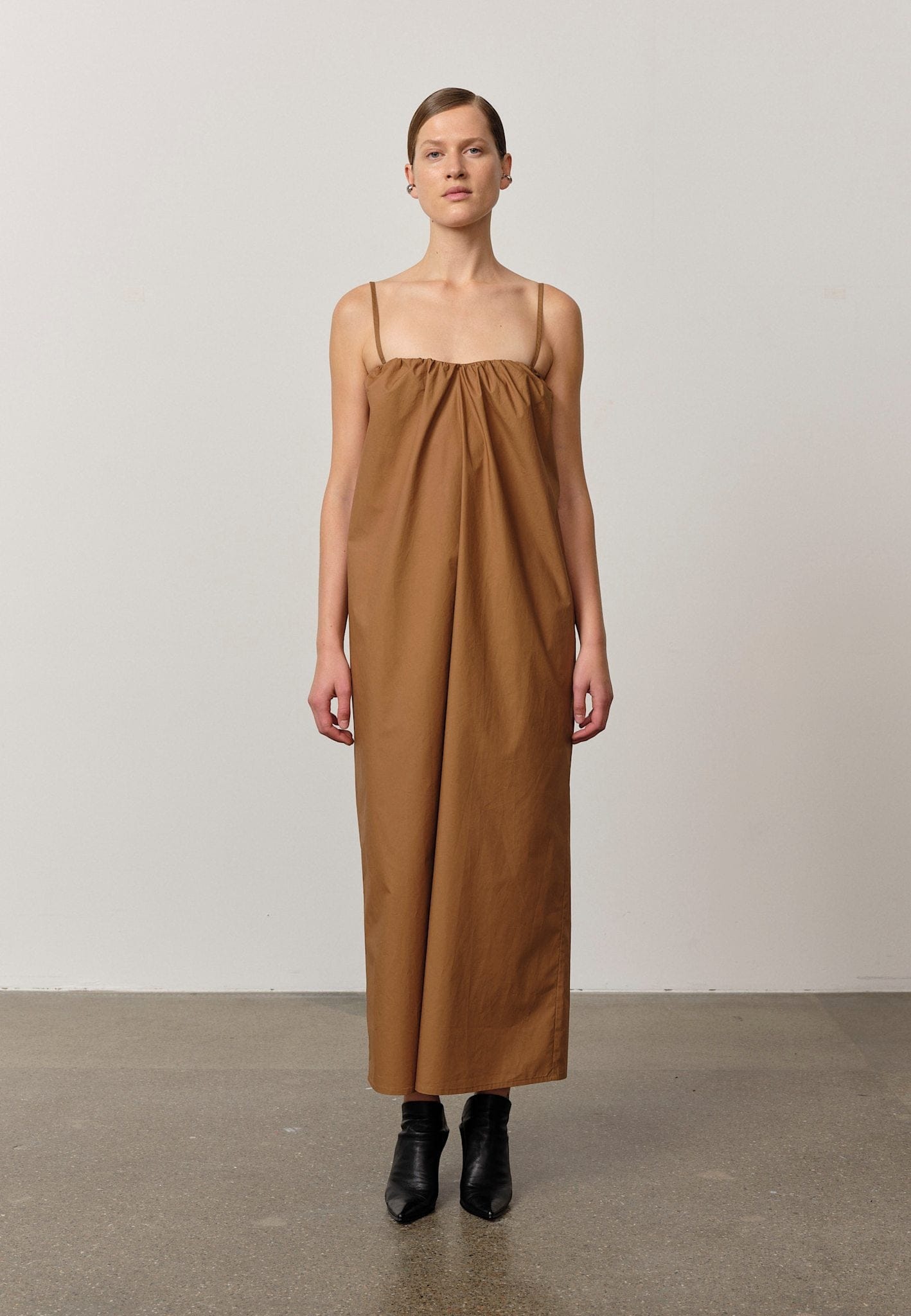 Colette Dress - Khaki made by HERSKIND