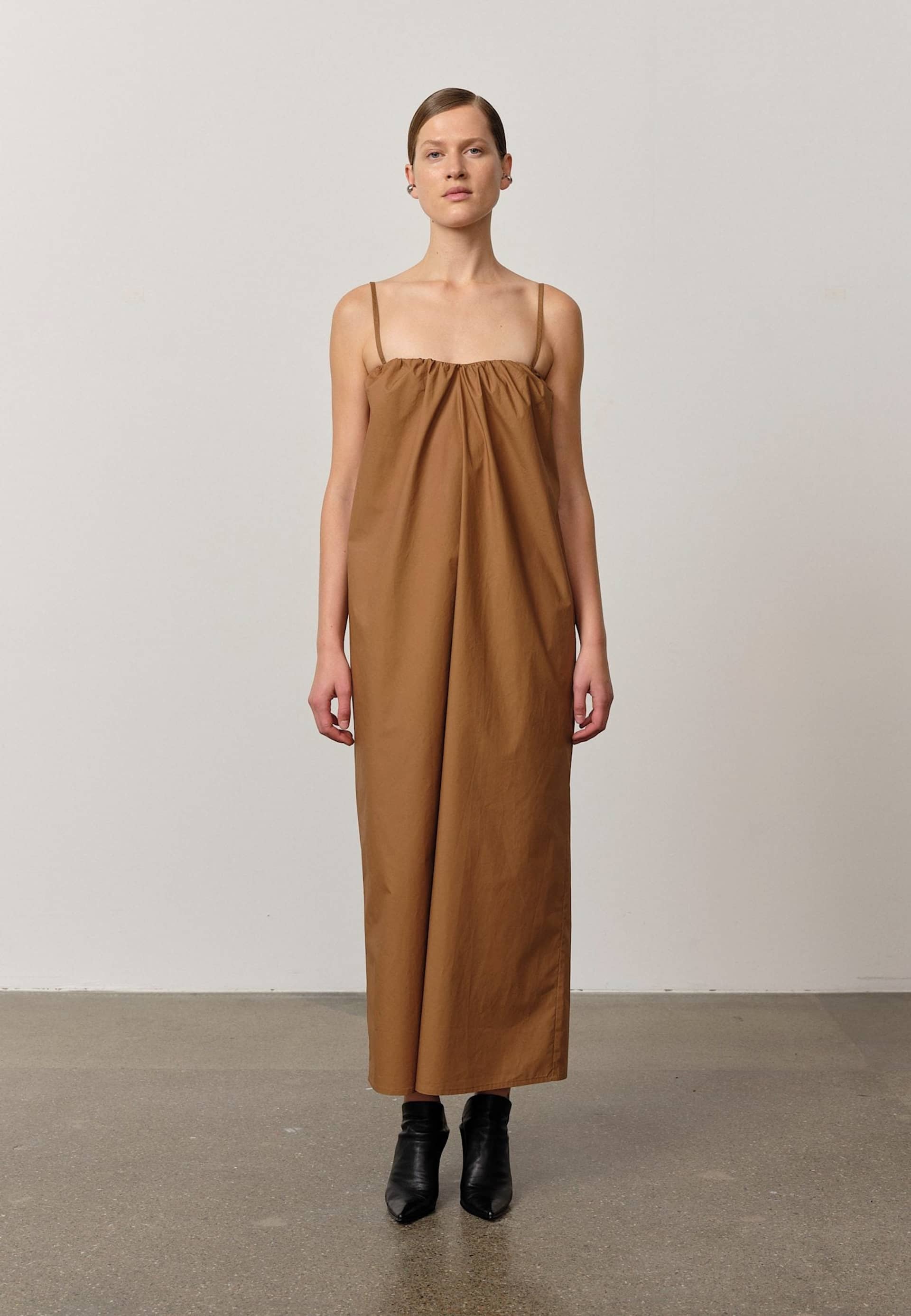 Colette Dress - Khaki made by HERSKIND